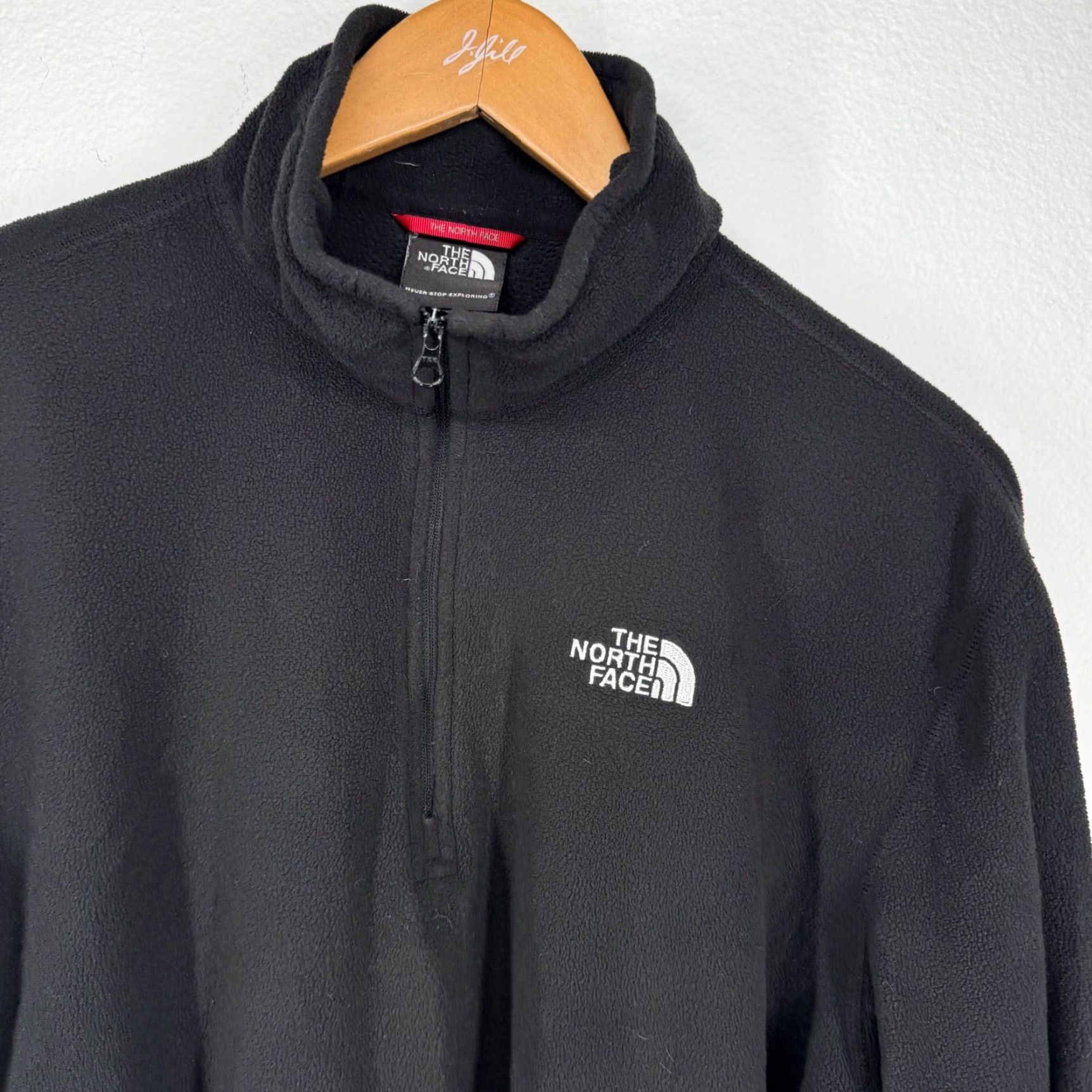 The North Face The North Face Mens Fleece 1/4 Zip Pullover Sweatshirt Medium Base Layer Black Size US M / EU 48-50 / 2 - 5 Thumbnail