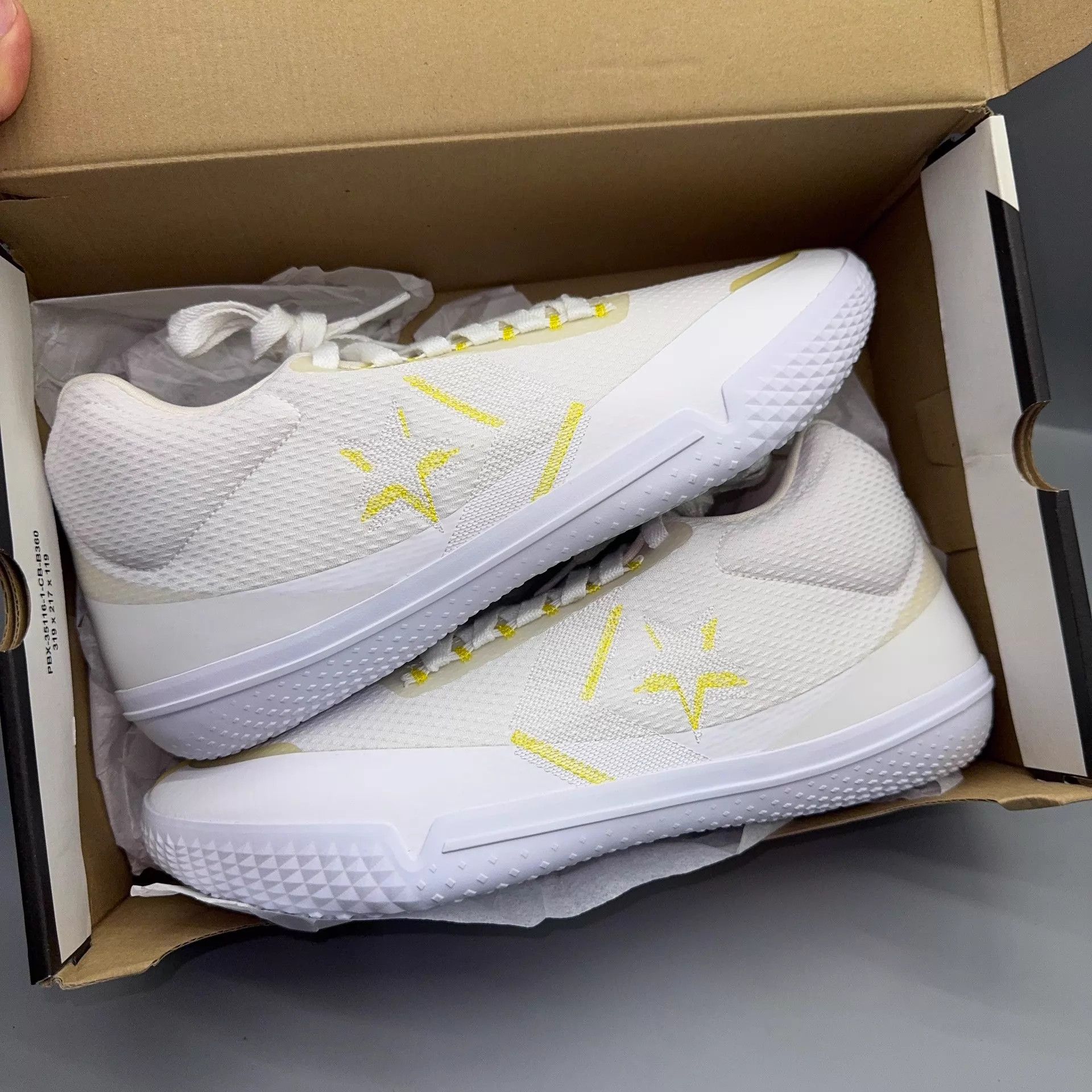 Converse Converse bbevo White/Yellow 44.5 Size US 11.5 / EU 44-45 - 5 Thumbnail