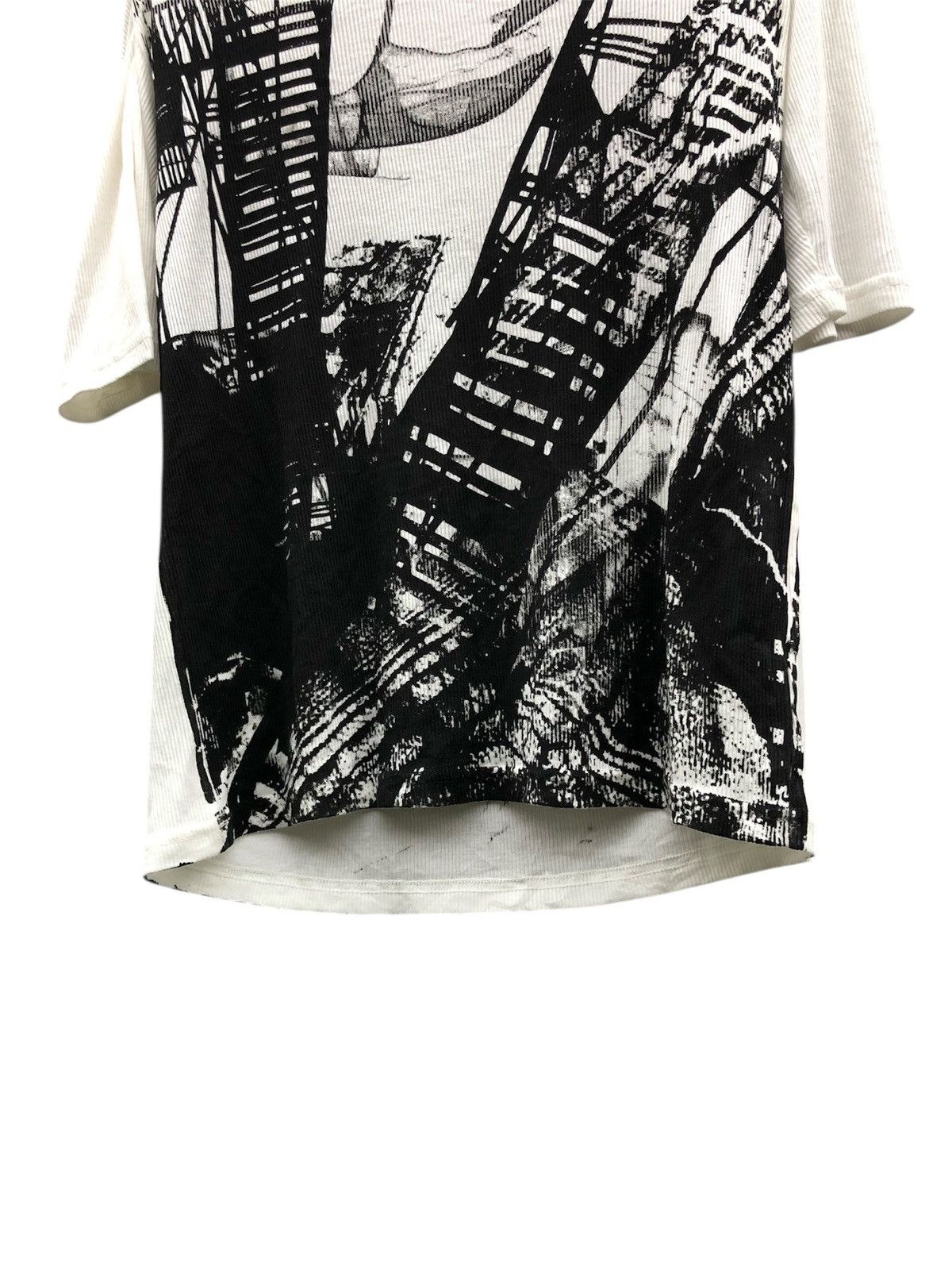 Tornado Mart Tornado Mart Construction Asymetrical Tshirt Size US L / EU 52-54 / 3 - 5 Thumbnail