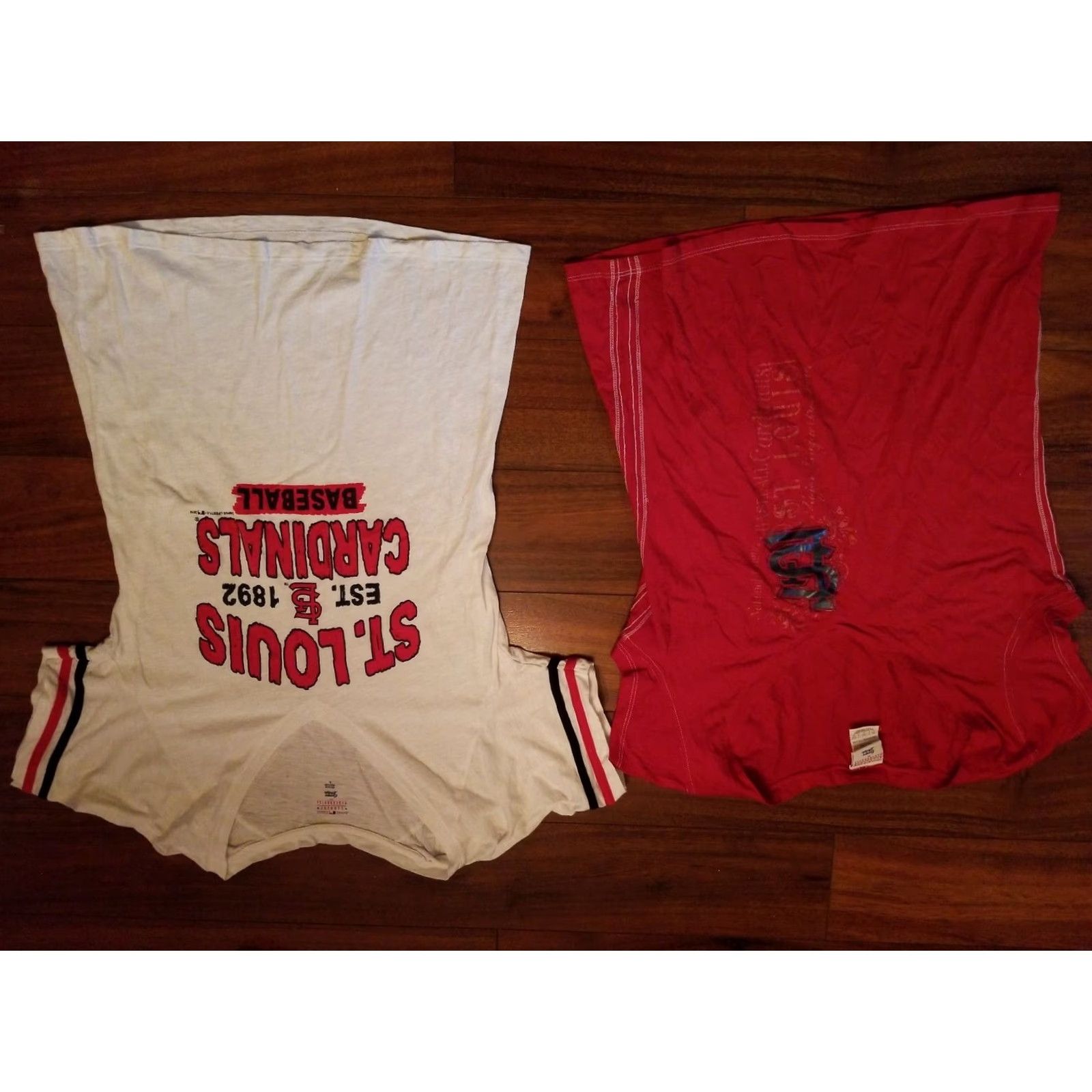 Vintage CAMPUS LIFESTYLE MLB CARDINAL'S WOMEN'S V NECK SHORT SLEEVE SHIRTS XL White T-Shirt Women Size XL / US 12-14 / IT 48-50 - 7 Thumbnail