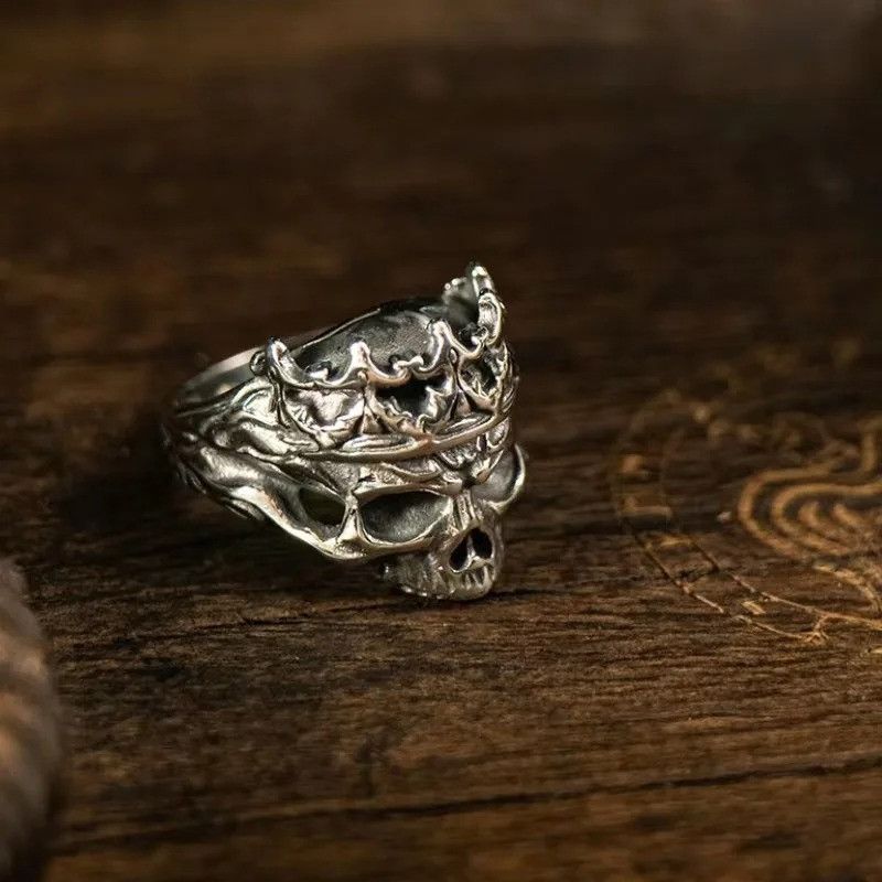 Japanese Brand × Jewelry × Vintage Retro Crown Skull Ring Size ONE SIZE - 2 Thumbnail