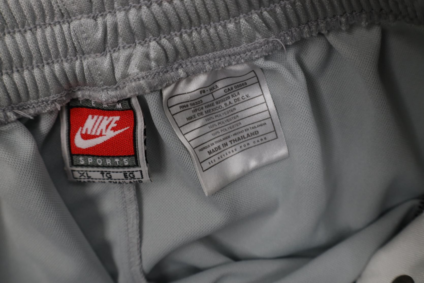 Nike Vintage 90s Nike Mini Swoosh Wide Leg Tearaway Sweatpants Size US 38 / EU 54 - 8 Thumbnail