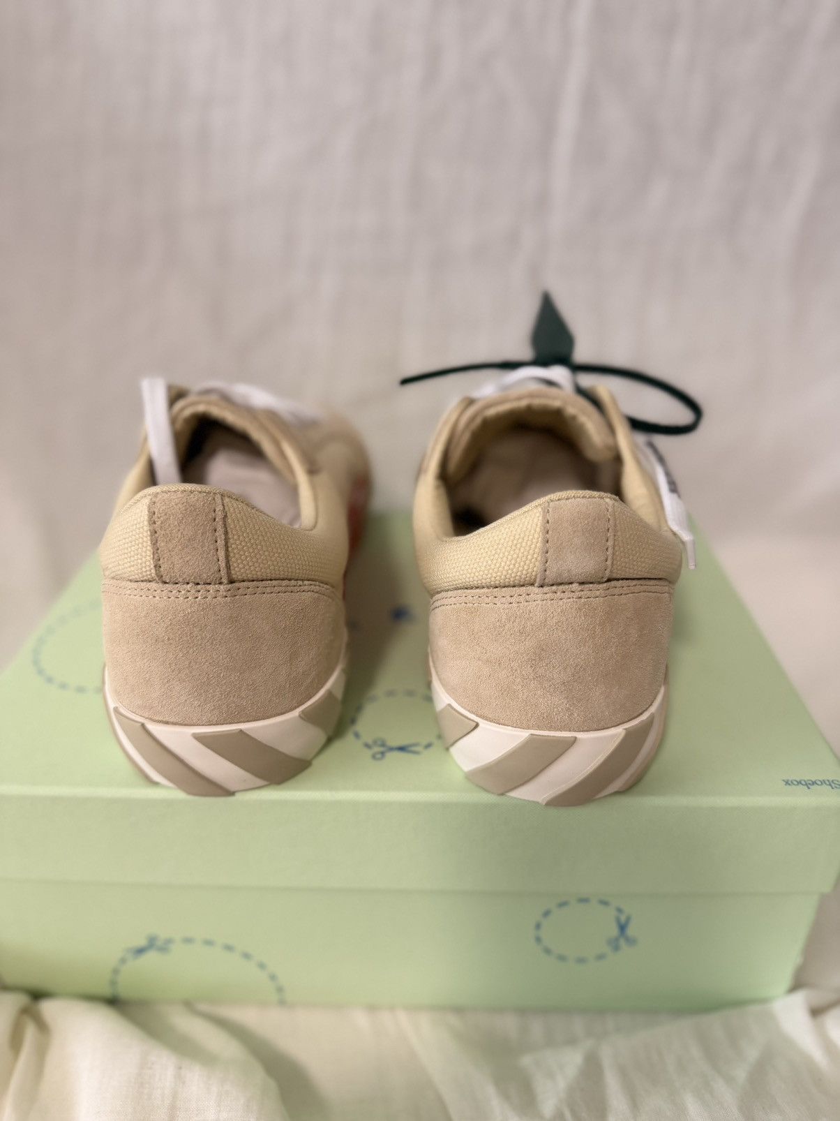 Off-White Off-White Low Vulcanized Beige Men's Sneakers Size US 11 / EU 44 - 5 Thumbnail