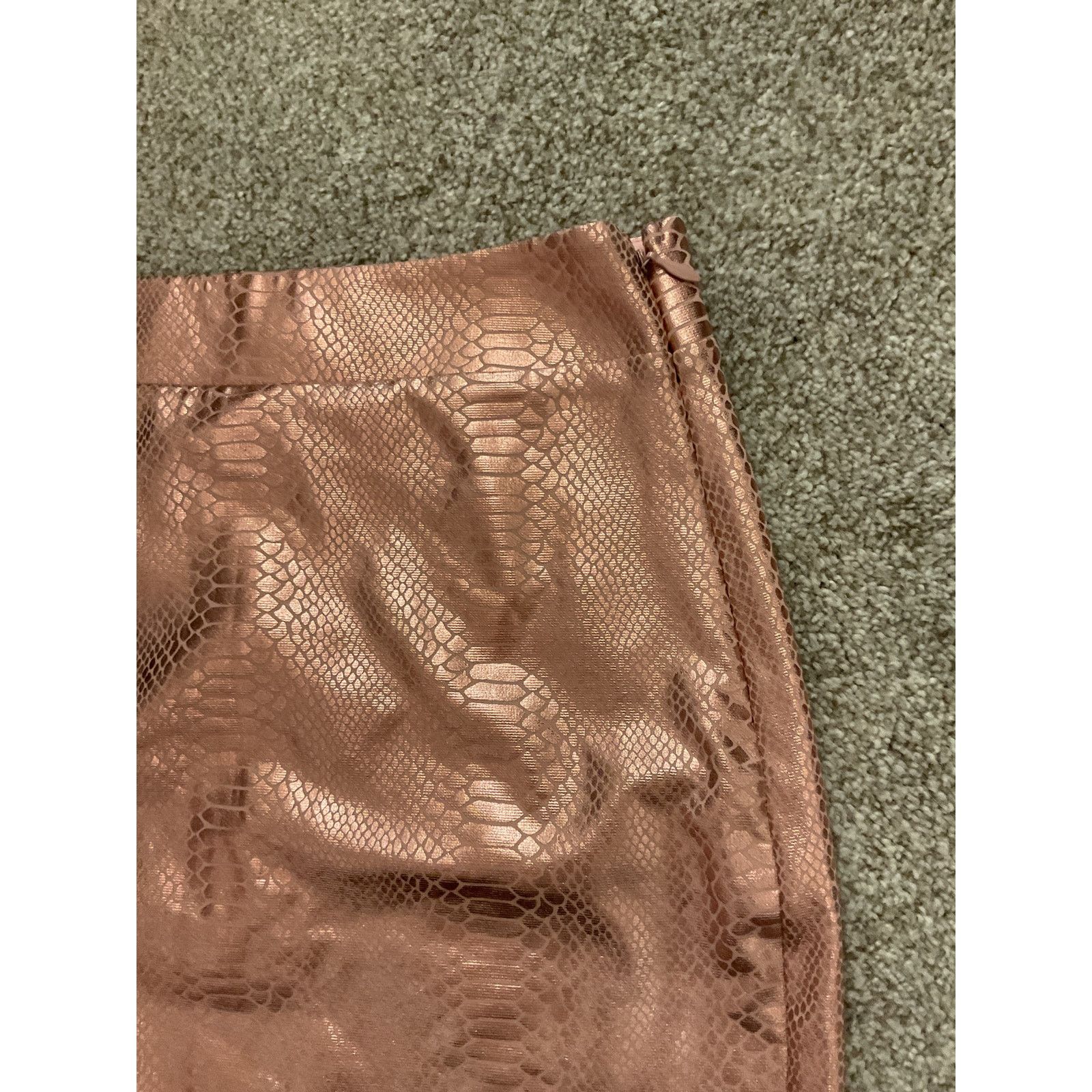 Bebe Bebe Snakeskin Mini Skirt Bundle (2) Pink Metallic&White, 6 Size 28" / US 6 / IT 42 - 6 Thumbnail