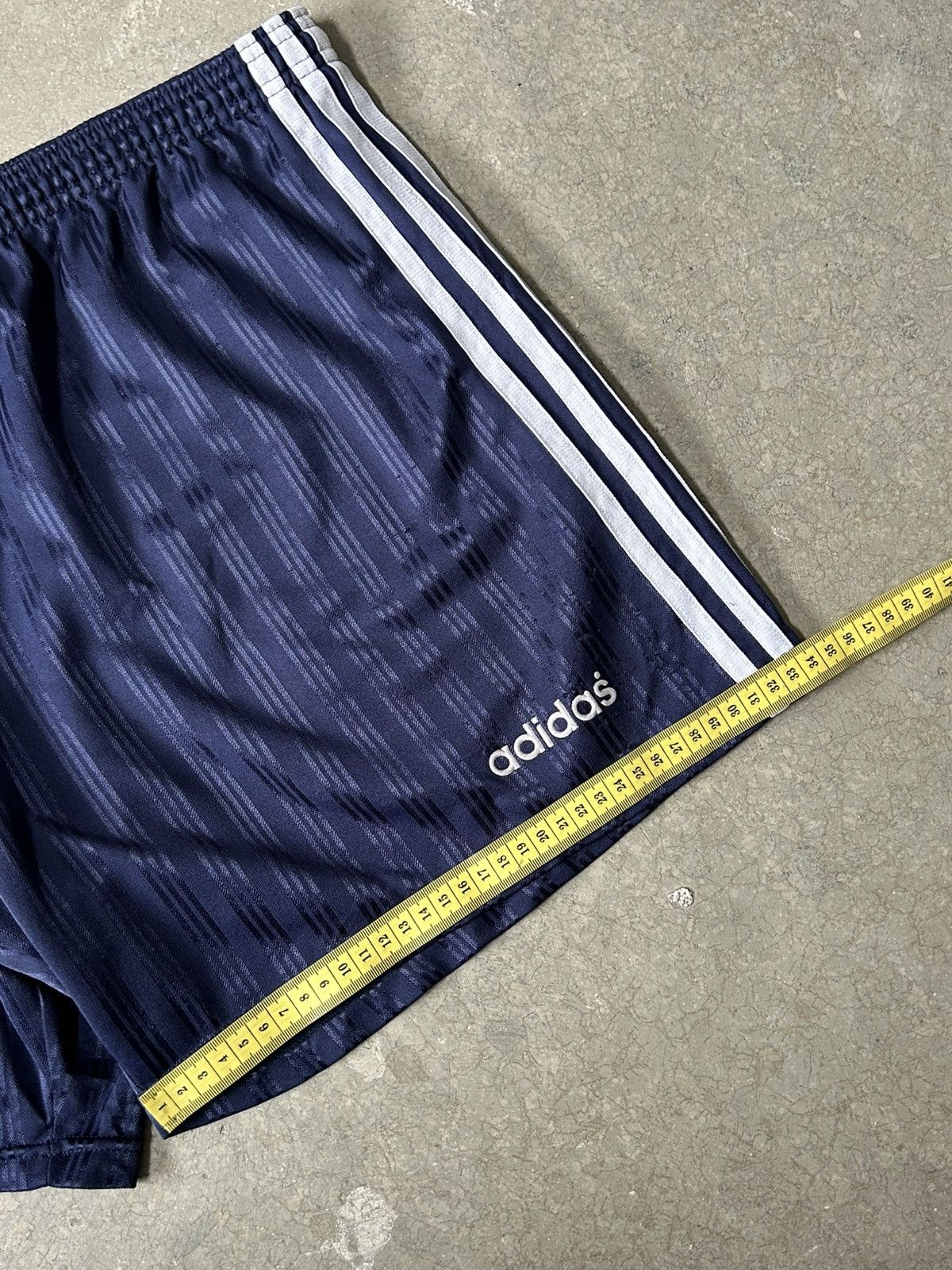 Adidas Vintage 80s/90s Adidas Shadow Stripe Shorts South Africa Size US 34 / EU 50 - 11 Thumbnail