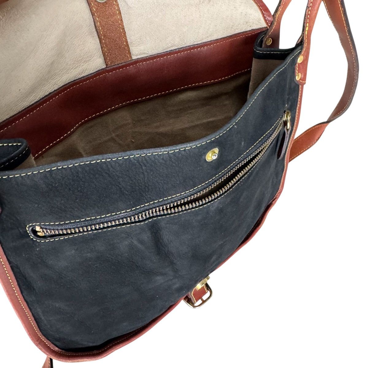 Genuine Leather 🌟LEATHER MADE SHOULDER BAG Size ONE SIZE - 8 Thumbnail
