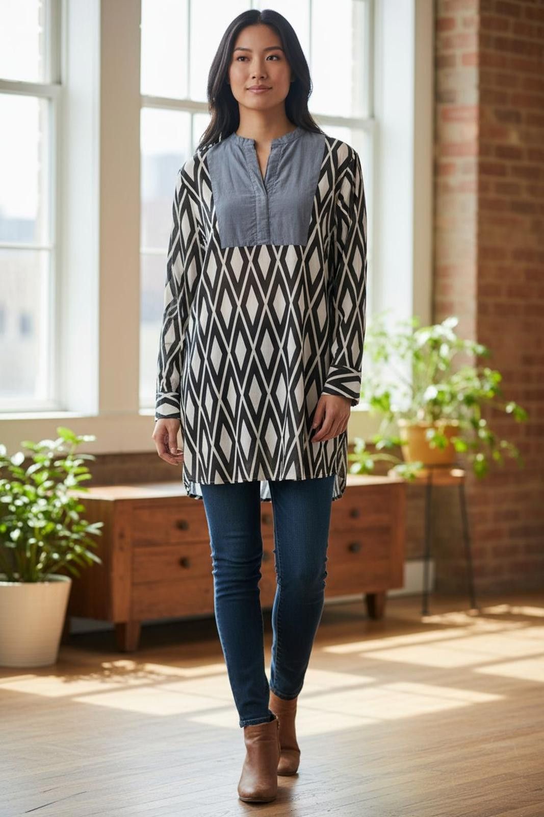 J.Crew J.Crew Women's Geometric Pattern Long Sleeve Blouse Size M / US 6-8 / IT 42-44 - 2 Thumbnail