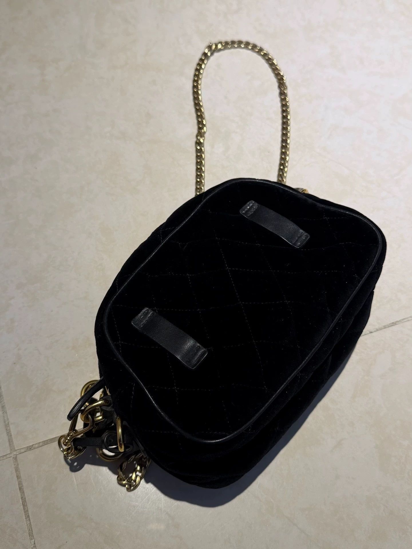 Prada Prada Velvet Quilted Black Chanel Camera Bag Gold Hardware Size ONE SIZE - 5 Thumbnail