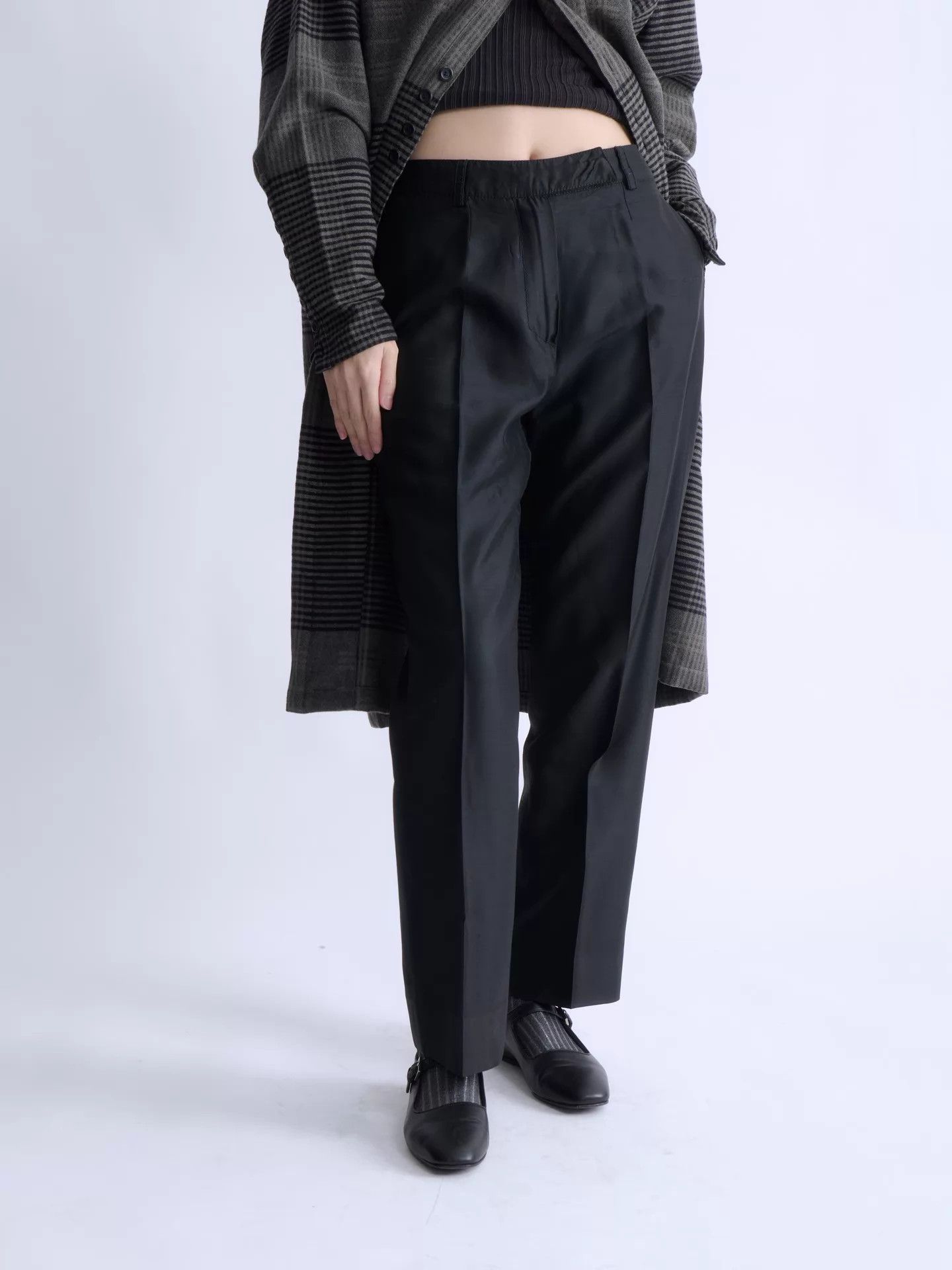 Gianfranco Ferre GIANFRANCO FERRE 90s High-Waist Silk Straight Pants Size 26" / US 2 / IT 38 - 1 Thumbnail