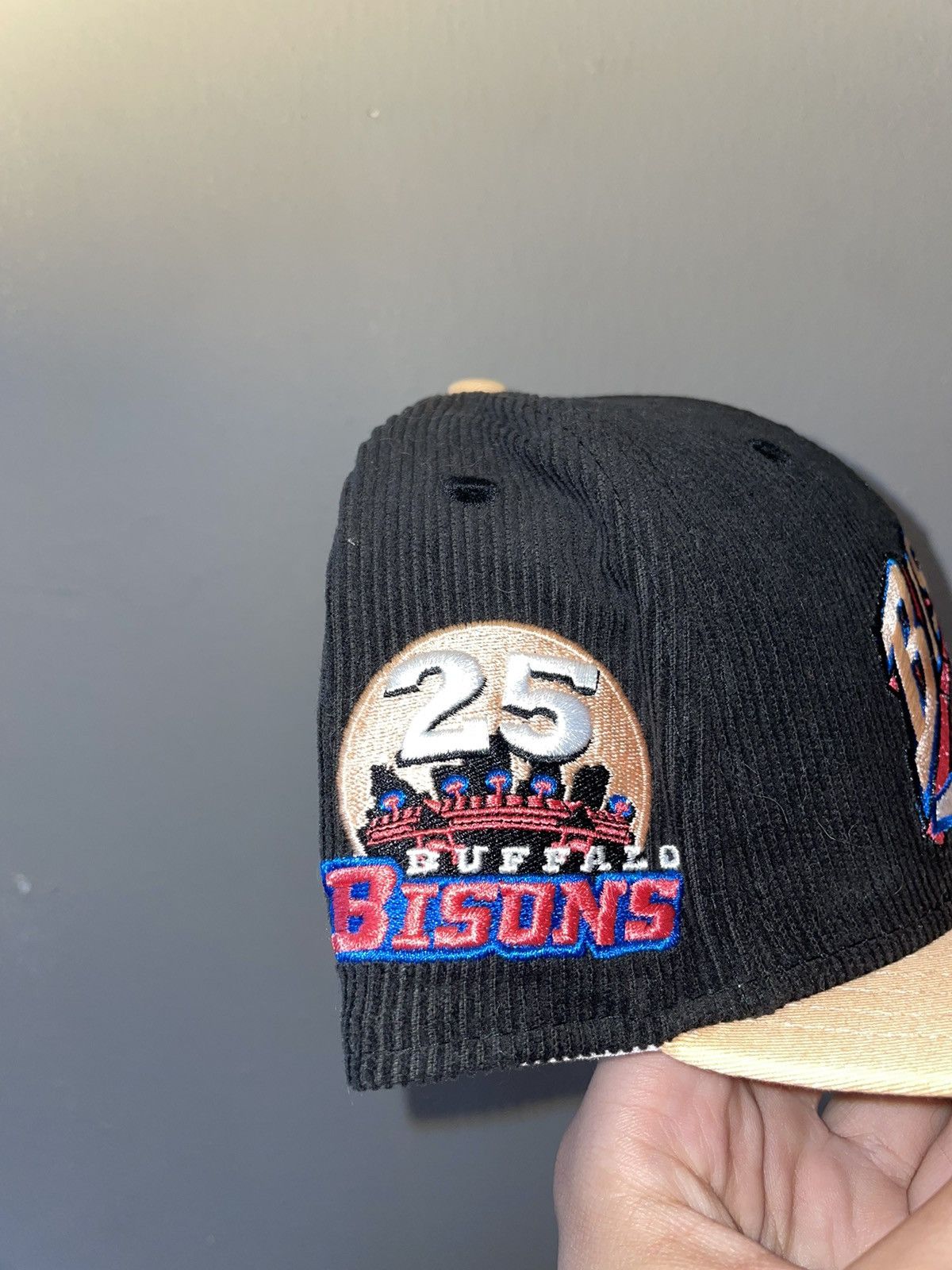 New Era Exclusive fitted corduroy buffalo bison size 7 3:8 brand new Size ONE SIZE - 2 Thumbnail