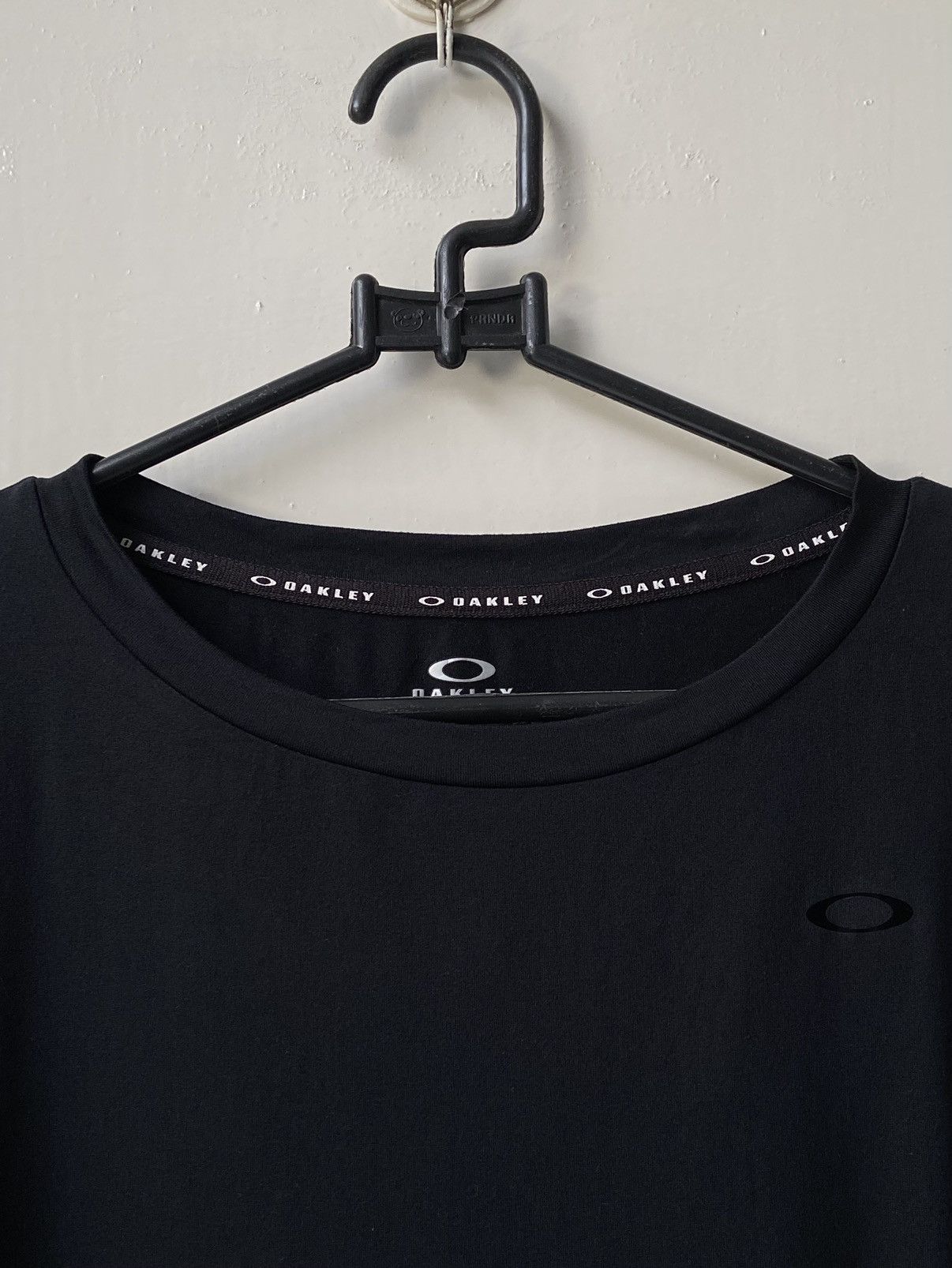 Oakley OAKLEY Black Long T-shirt Size US L / EU 52-54 / 3 - 14 Thumbnail