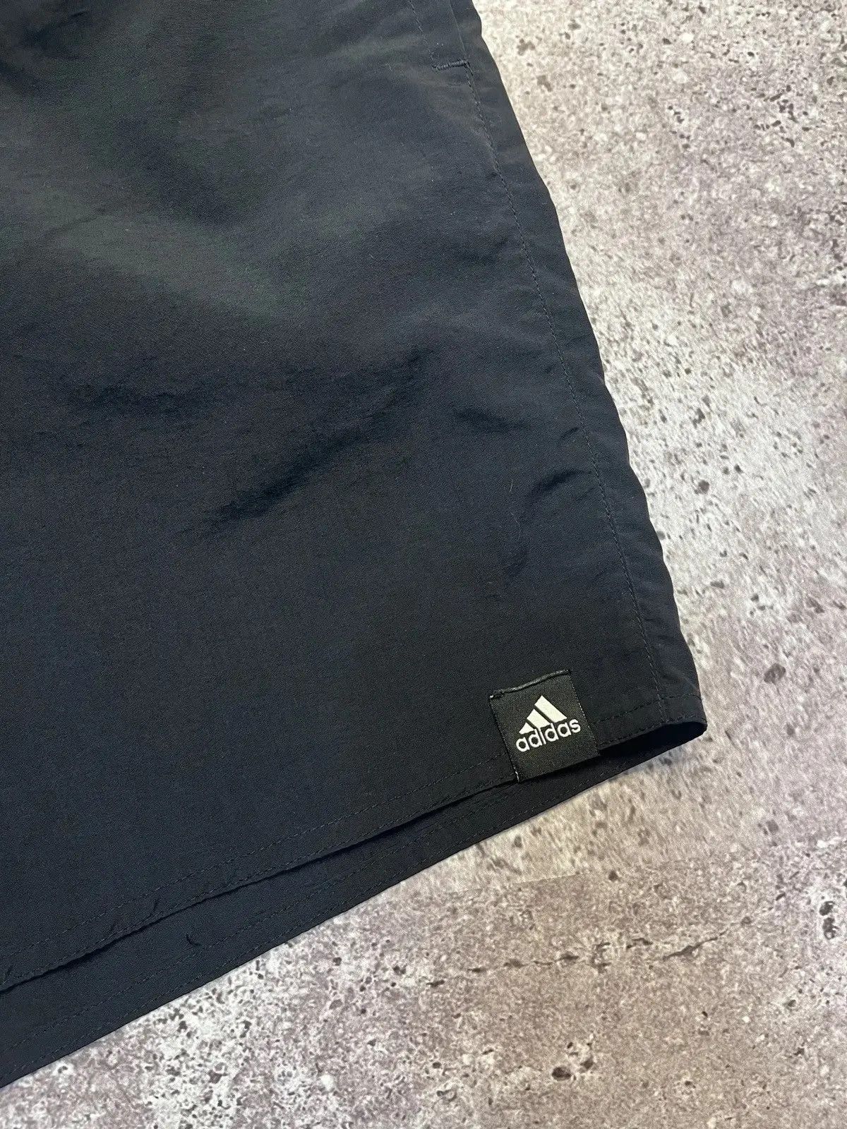 Adidas Vintage Adidas Black Swim Shorts XL Mesh Lined Size US 35 - 2 Thumbnail