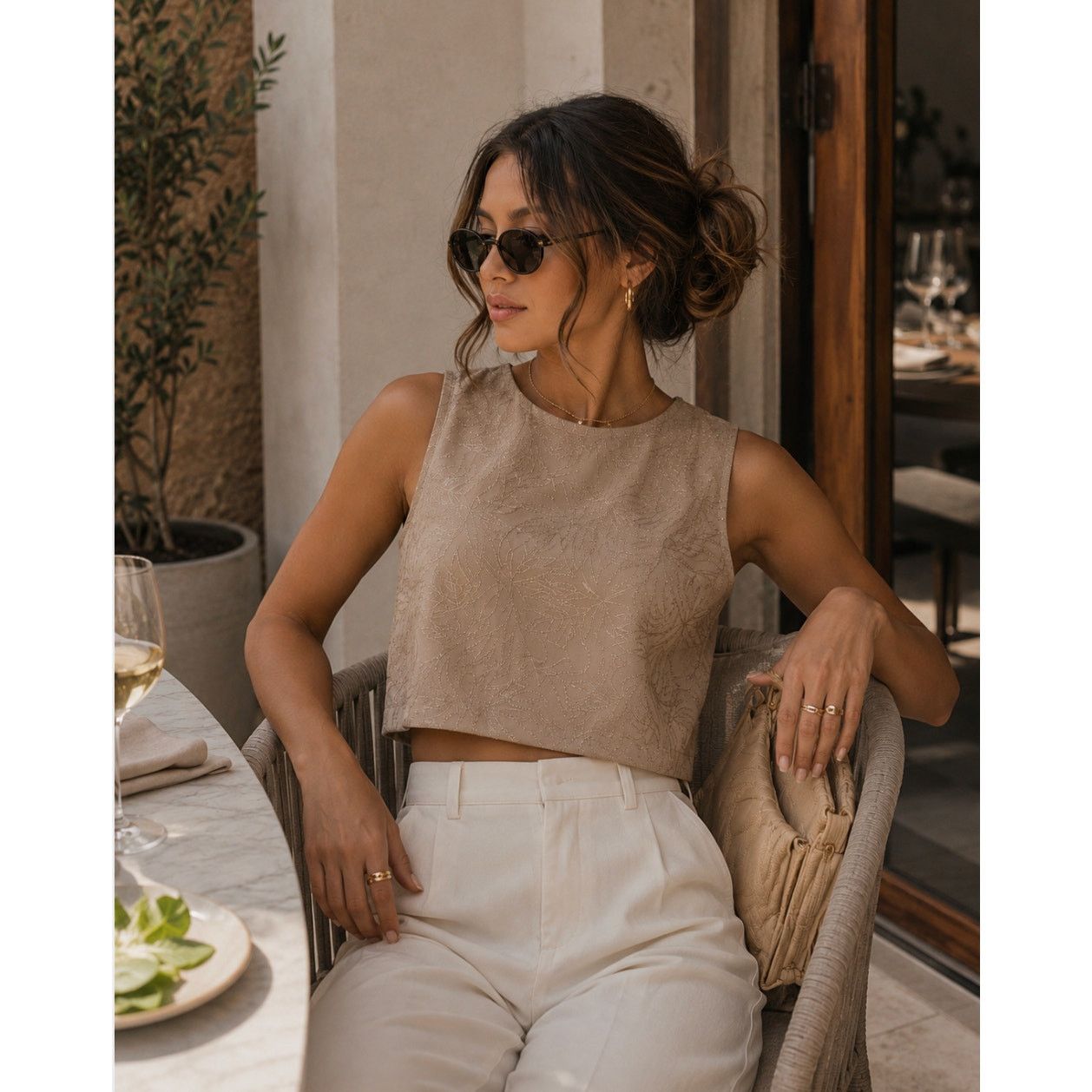 Express Express Sleeveless Metallic Gold Sheen Tan Button Top XS Size XS / US 0-2 / IT 36-38 - 1 Thumbnail