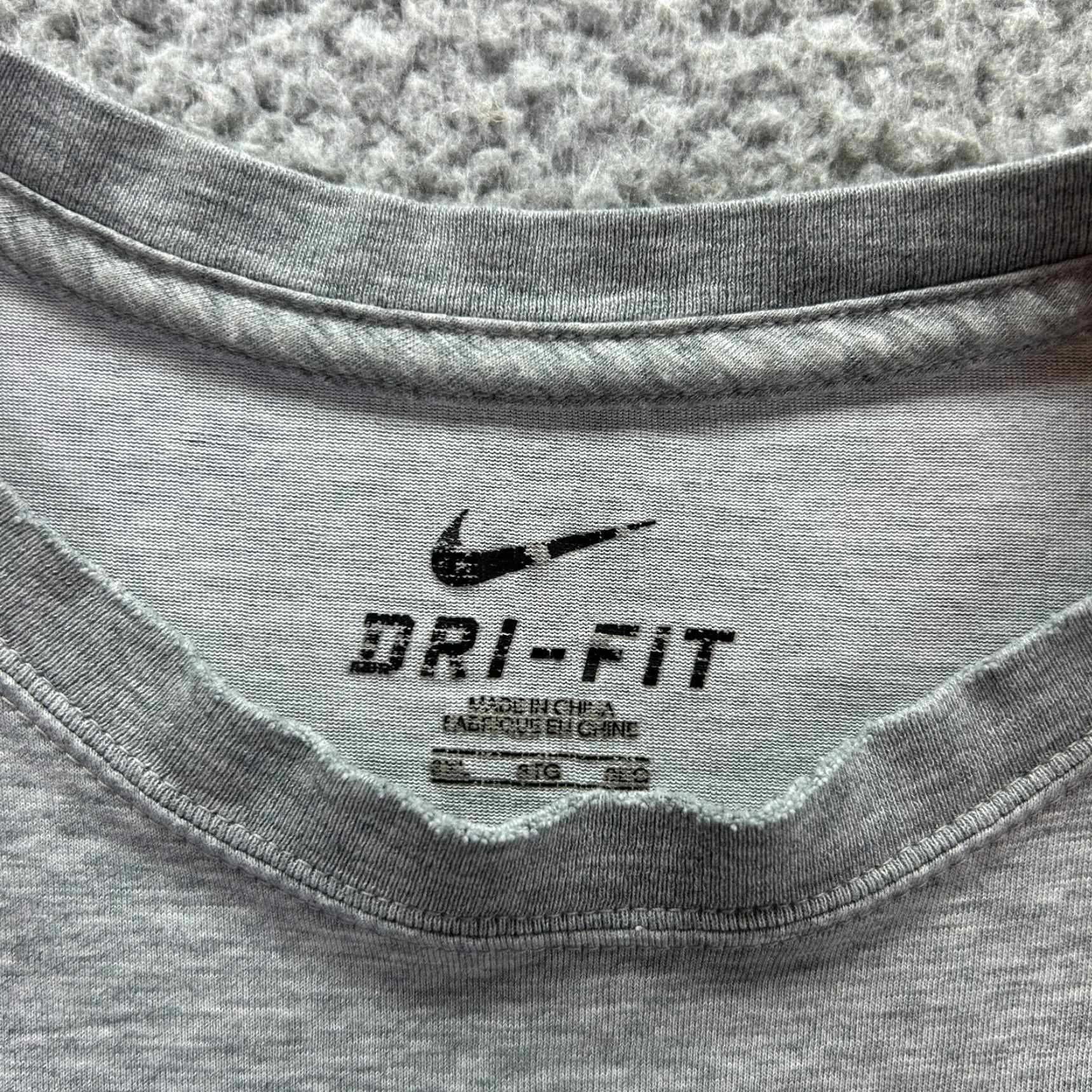 Nike Nike Shirt Mens 2XL Gray Kobe Bryant Dri-FIT Agility Vision Short Sleeve Tee Size US XXL / EU 58 / 5 - 4 Thumbnail