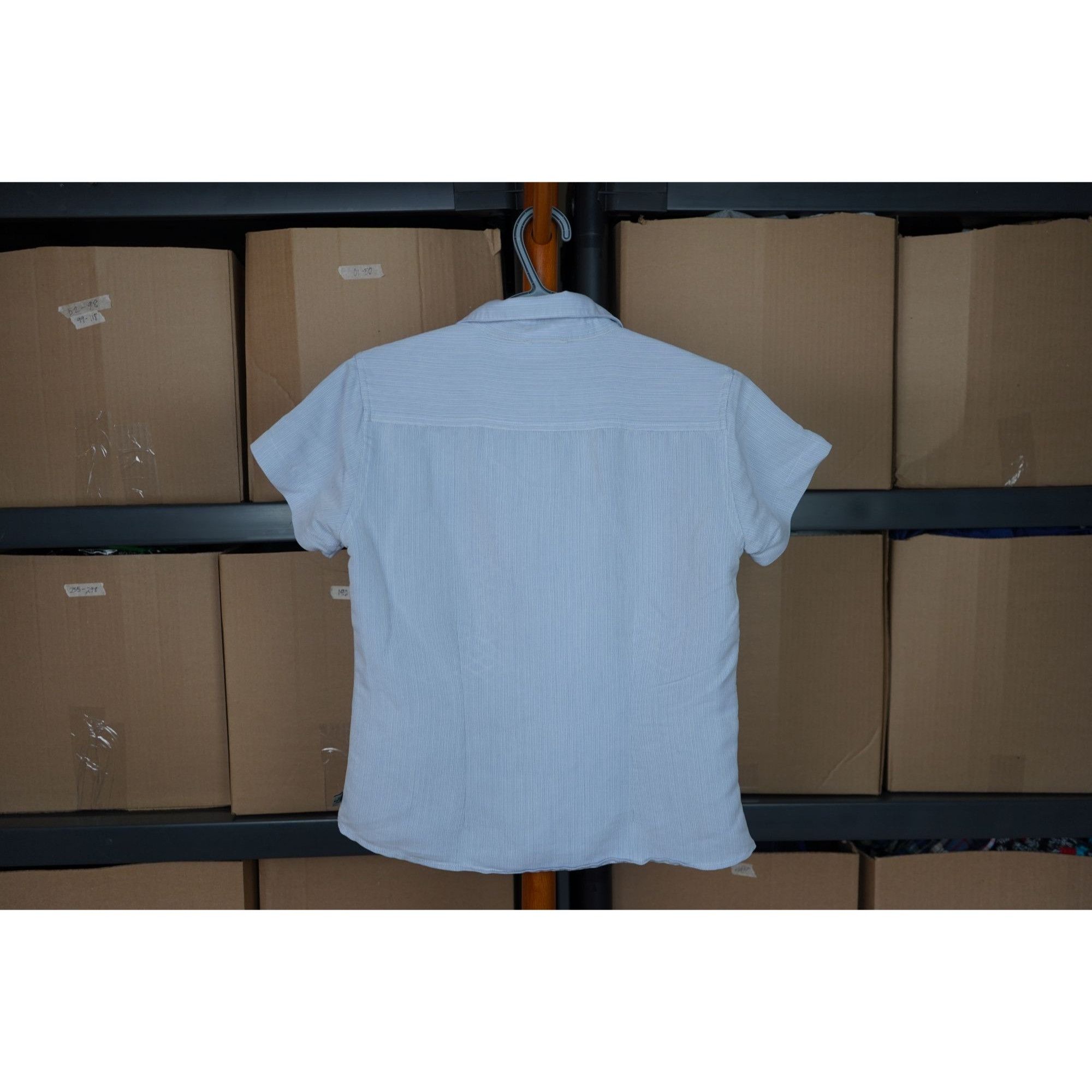 The North Face The North Face Chambray Striped Athletic Shirt Womens M #369 Size M / US 6-8 / IT 42-44 - 2 Thumbnail