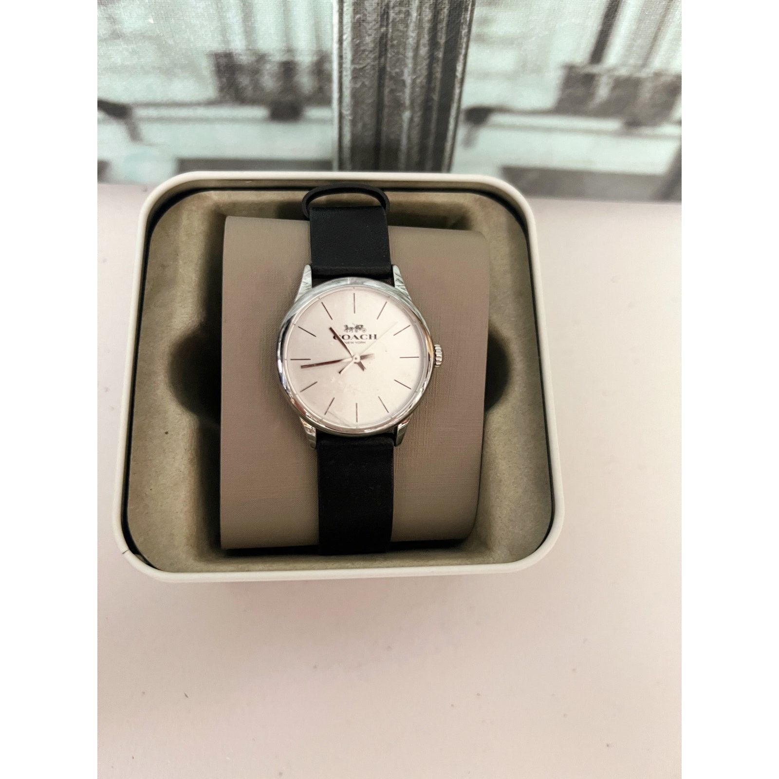 Coach Coach W1534 LEX Pink Leather Watch Printed Dial 32mm  display picture 3