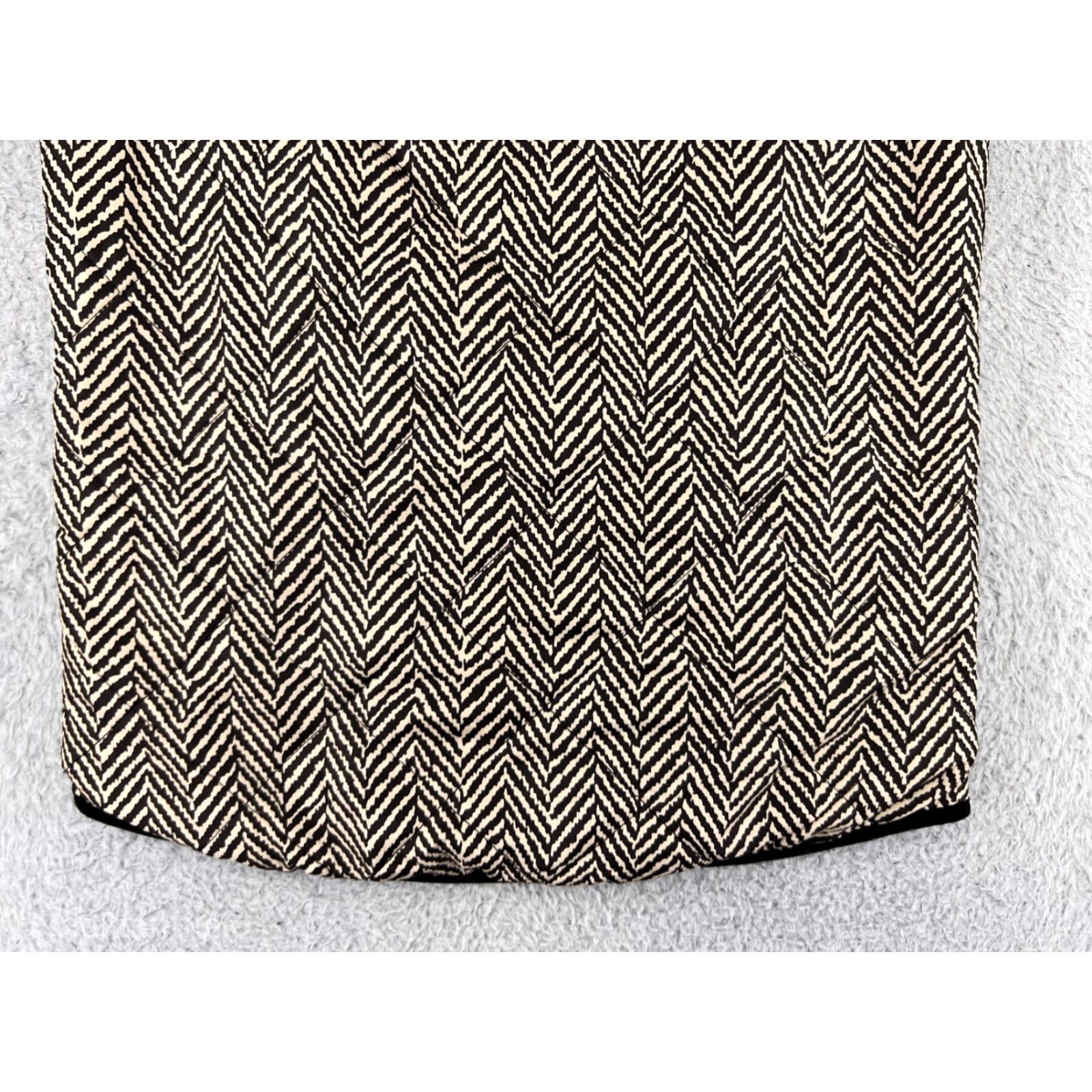 Vintage VINTAGE Fresh Vest Women S Black Beige Chevron Pattern Full Zip Pockets Poly Size S / US 4 / IT 40 - 7 Thumbnail