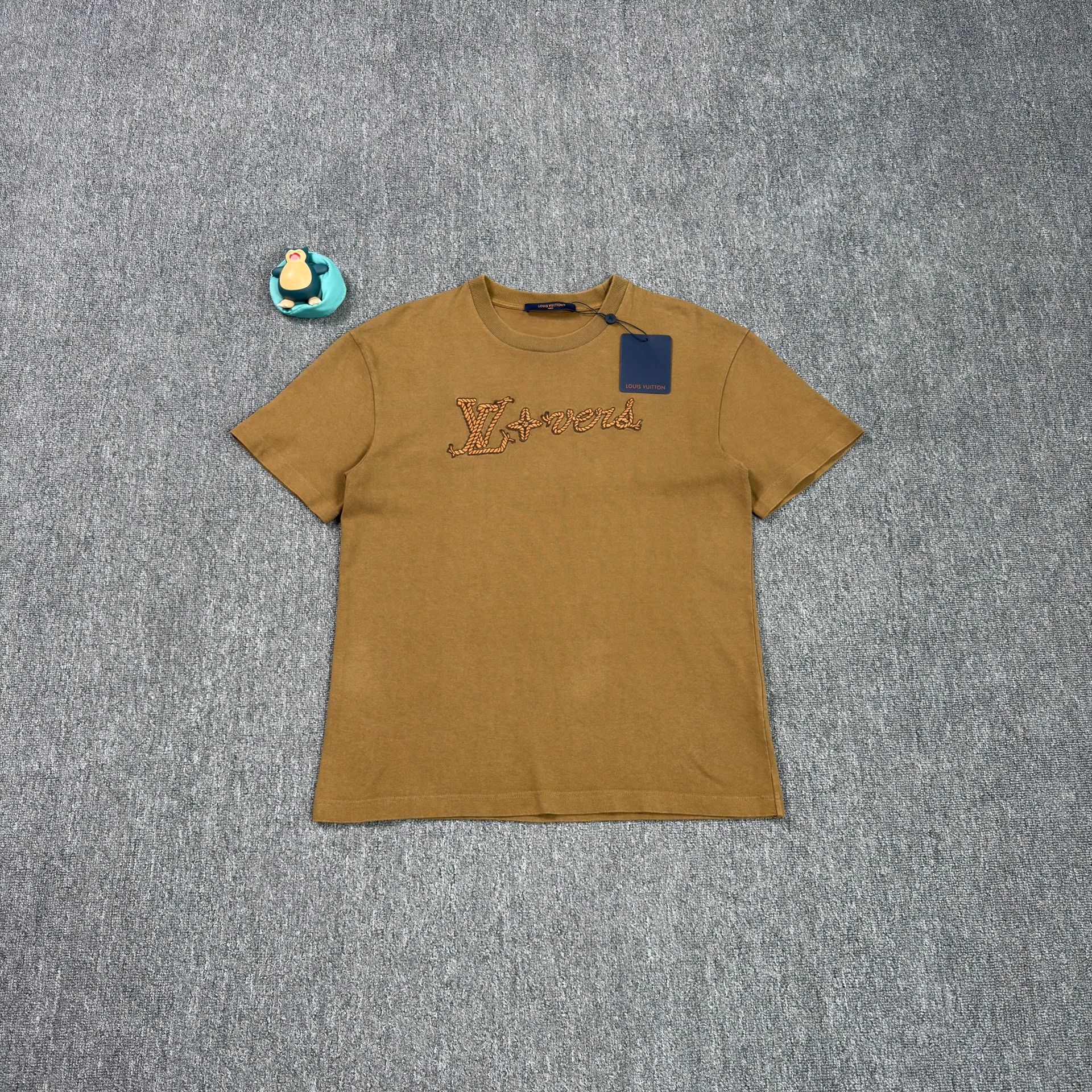 Louis Vuitton Louis Vuitton Lovers Logo T-Shirt US M Size US M / EU 48-50 / 2 - 1 Thumbnail
