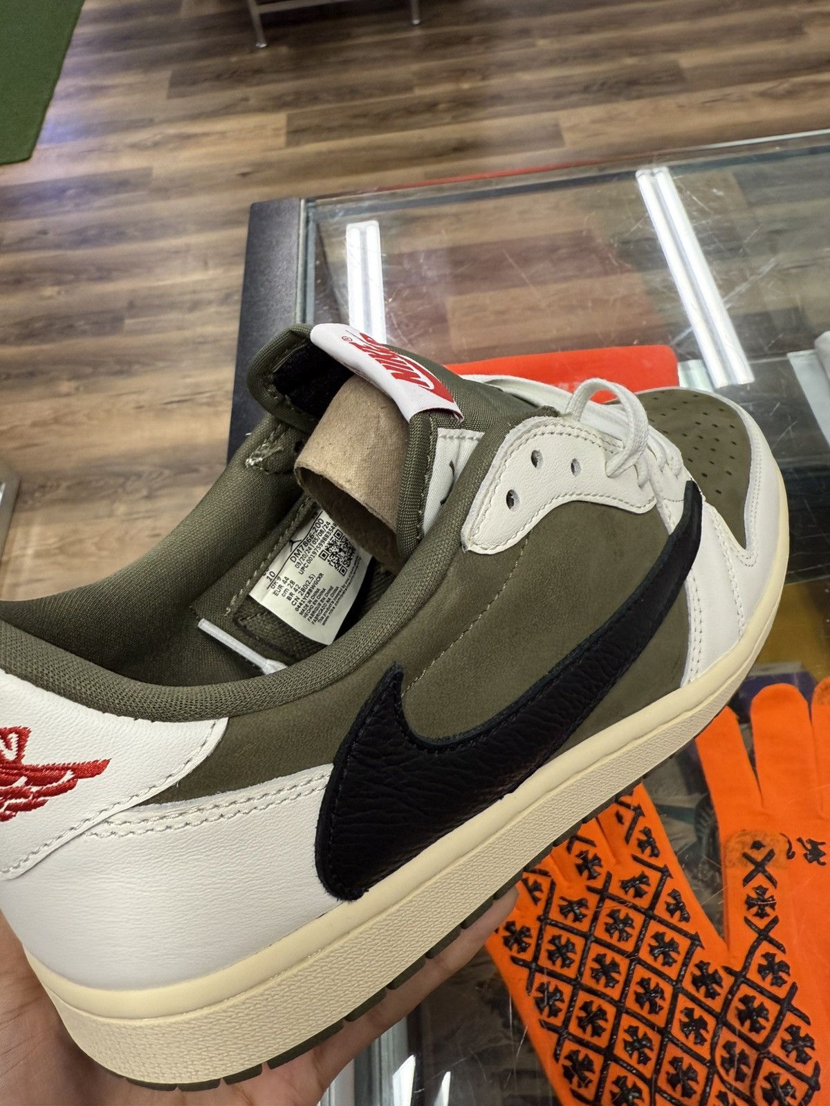 Nike Travis Scott x Air Jordan Low OG SP ‘Medium Olive’ Size US 10 / EU 43 - 6 Thumbnail