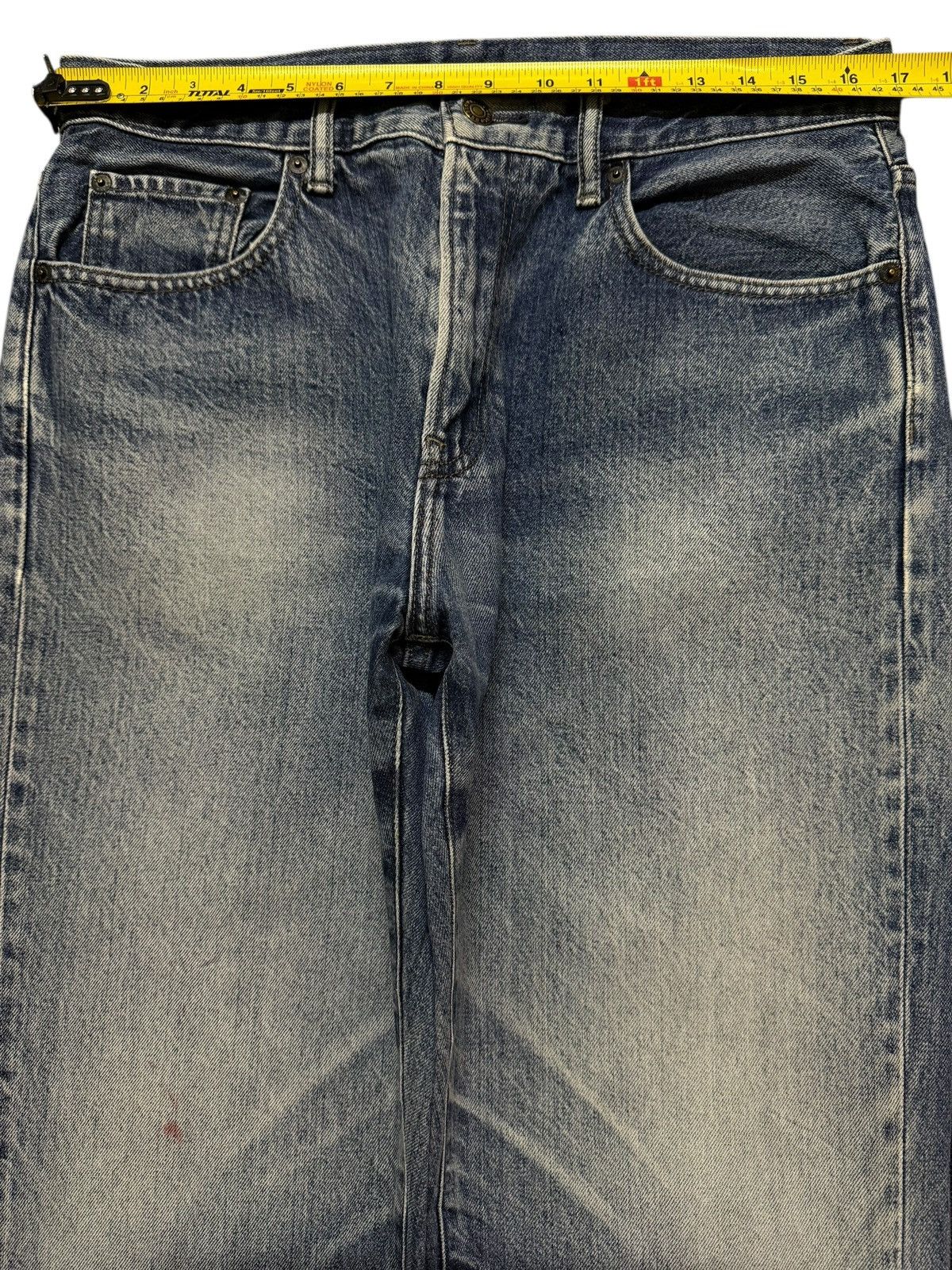 Uniqlo Vintage Y2K Japanese Uniqlo Blue Faded Wash Baggy Jeans Size US 33 - 8 Thumbnail