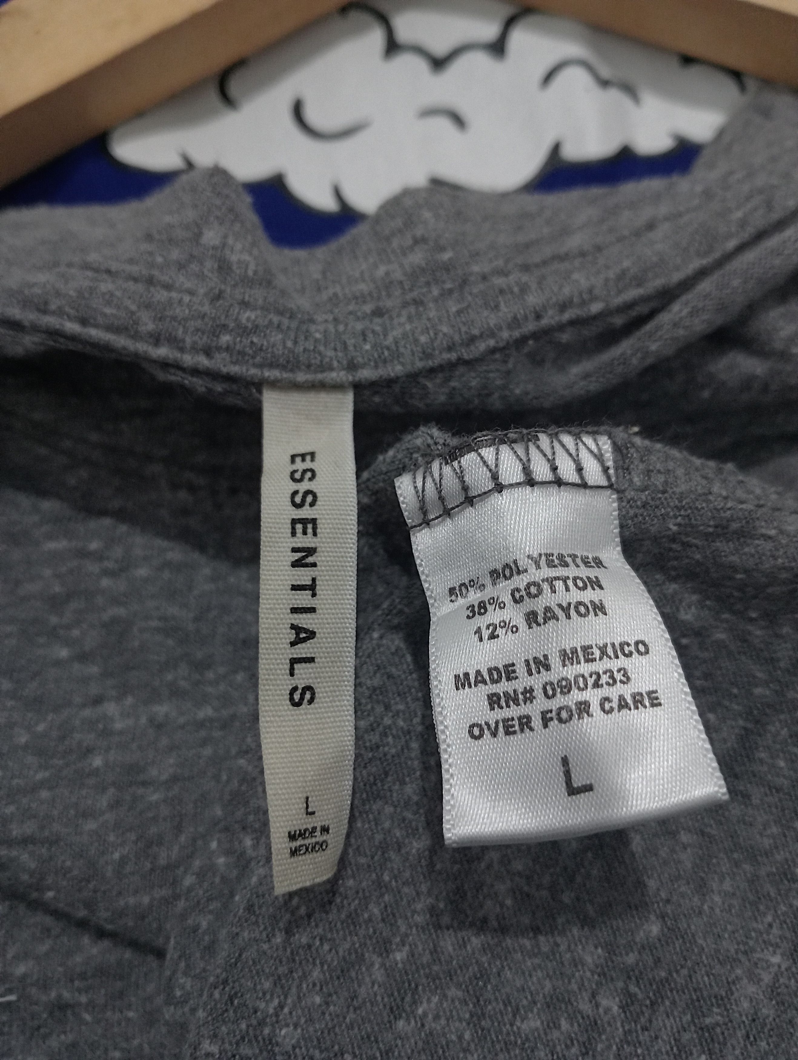 Fear of God essentials Size US L / EU 52-54 / 3 - 4 Thumbnail