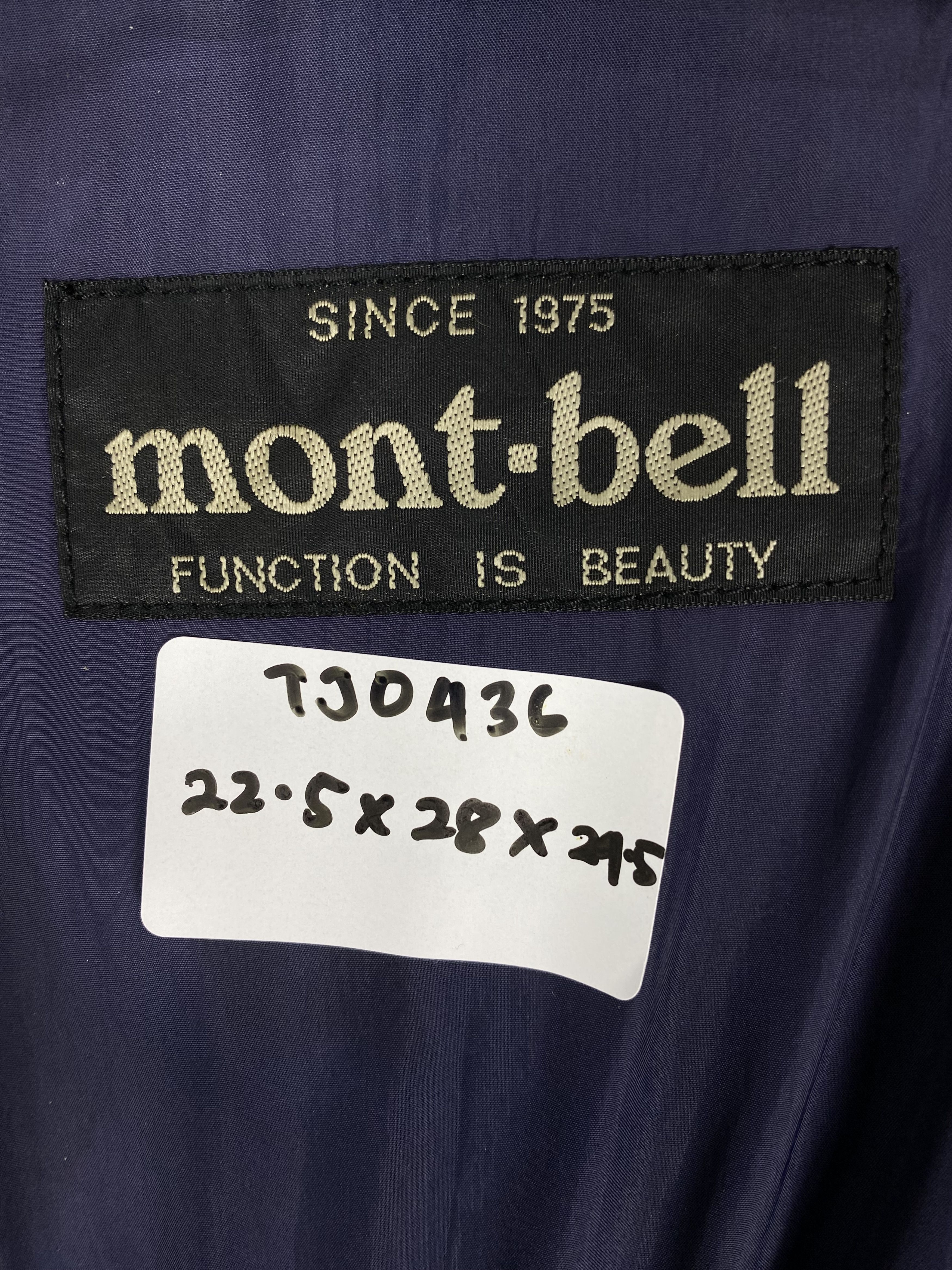 Montbell Vintage Mont-Bell Multi Pocket Little Faded Gorpcore Jacket Size US L / EU 52-54 / 3 - 10 Thumbnail
