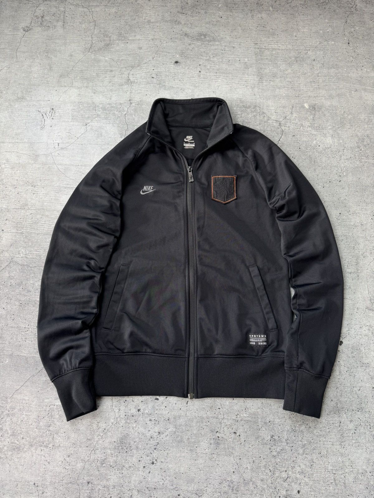 Nike Vintage Nike Netherlands Soccer Track Jacket Y2K Hype Size M / US 6-8 / IT 42-44 - 1 Thumbnail