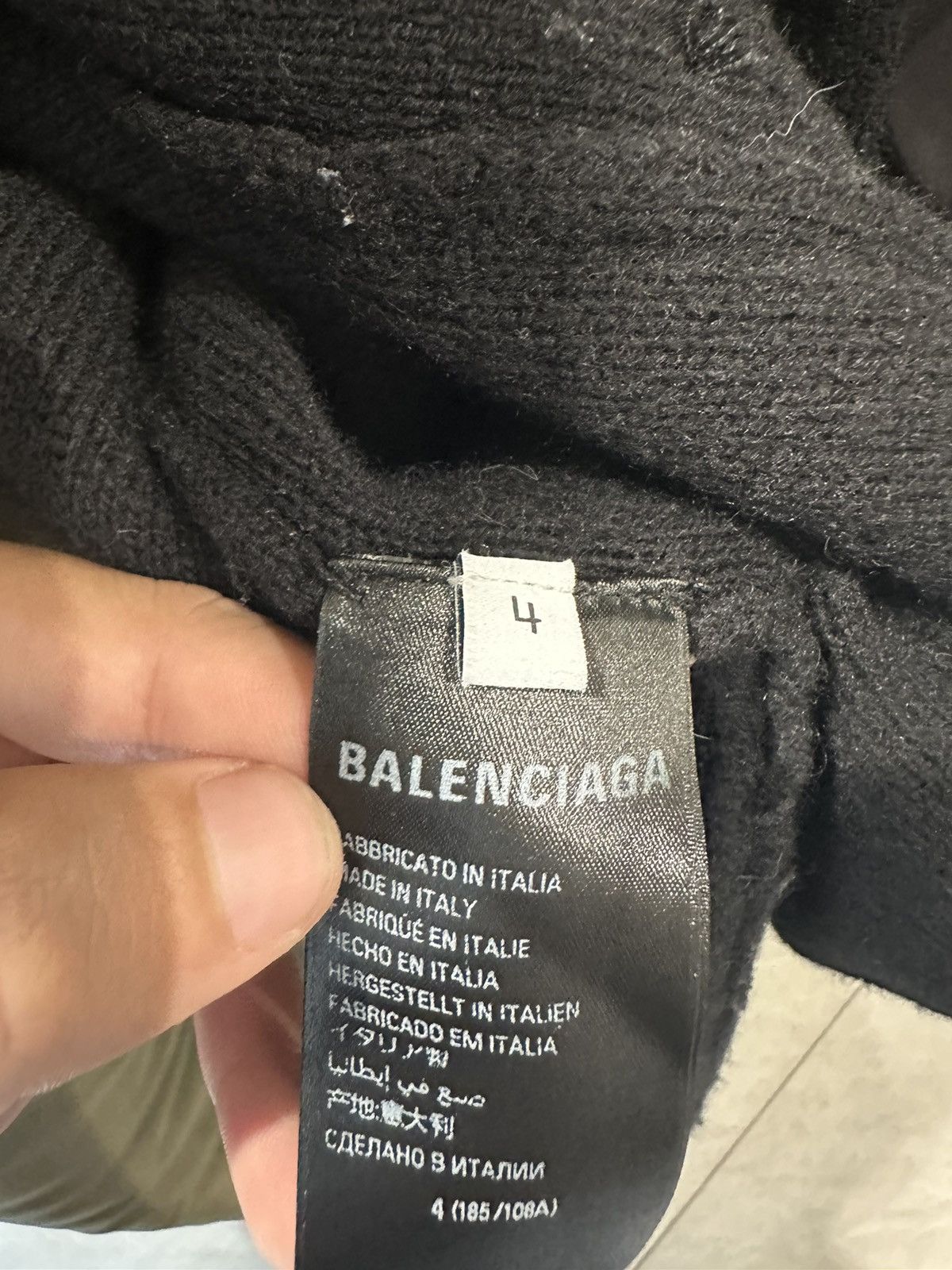 Balenciaga BALENCIAGA WOOL KNIT CARDIGAN Size US L / EU 52-54 / 3 - 12 Thumbnail