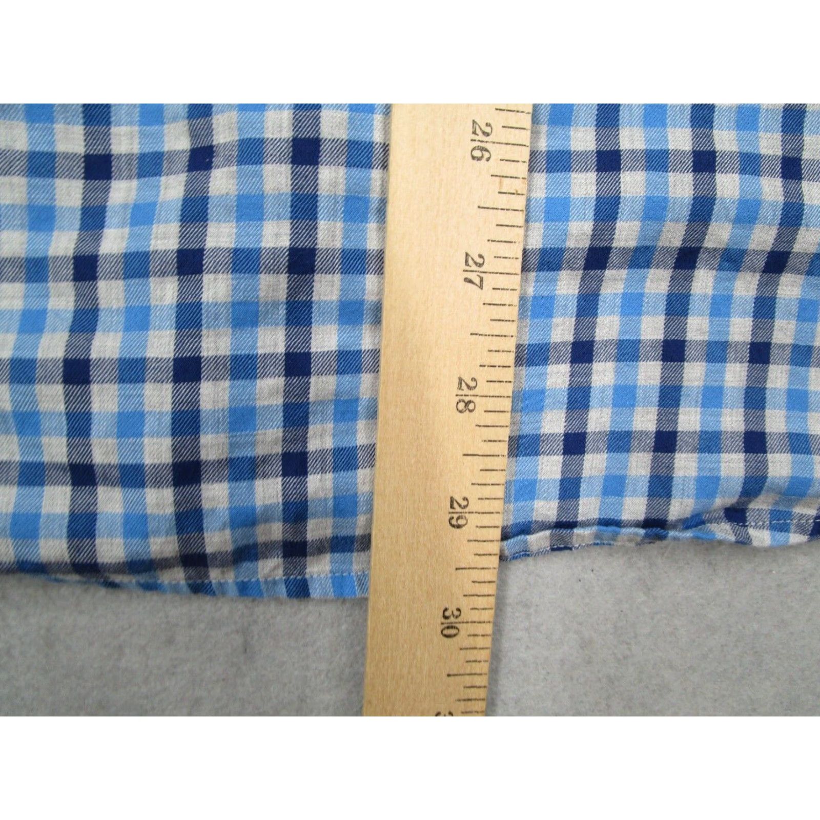 Vineyard Vines VINTAGE Vineyard Vines Men's Shirt Medium Blue Plaid Slim Fit Button Up Tucker Logo Casual Work Whale Size US M / EU 48-50 / 2 - 7 Thumbnail