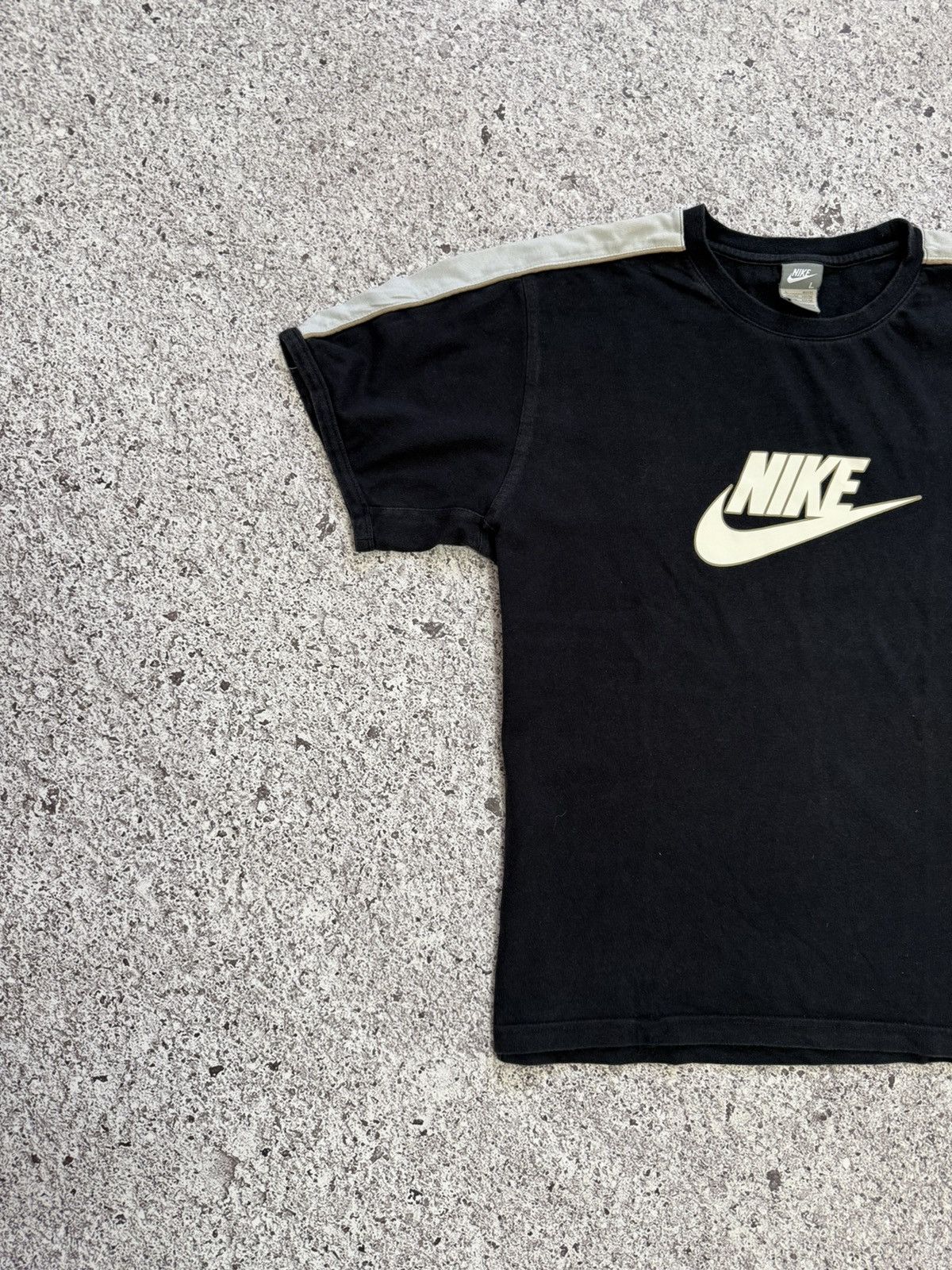 Nike × Vintage Vintage 1990’s Nike Made In USA Retro T-Shirt Y2K Hype Size US L / EU 52-54 / 3 - 3 Thumbnail