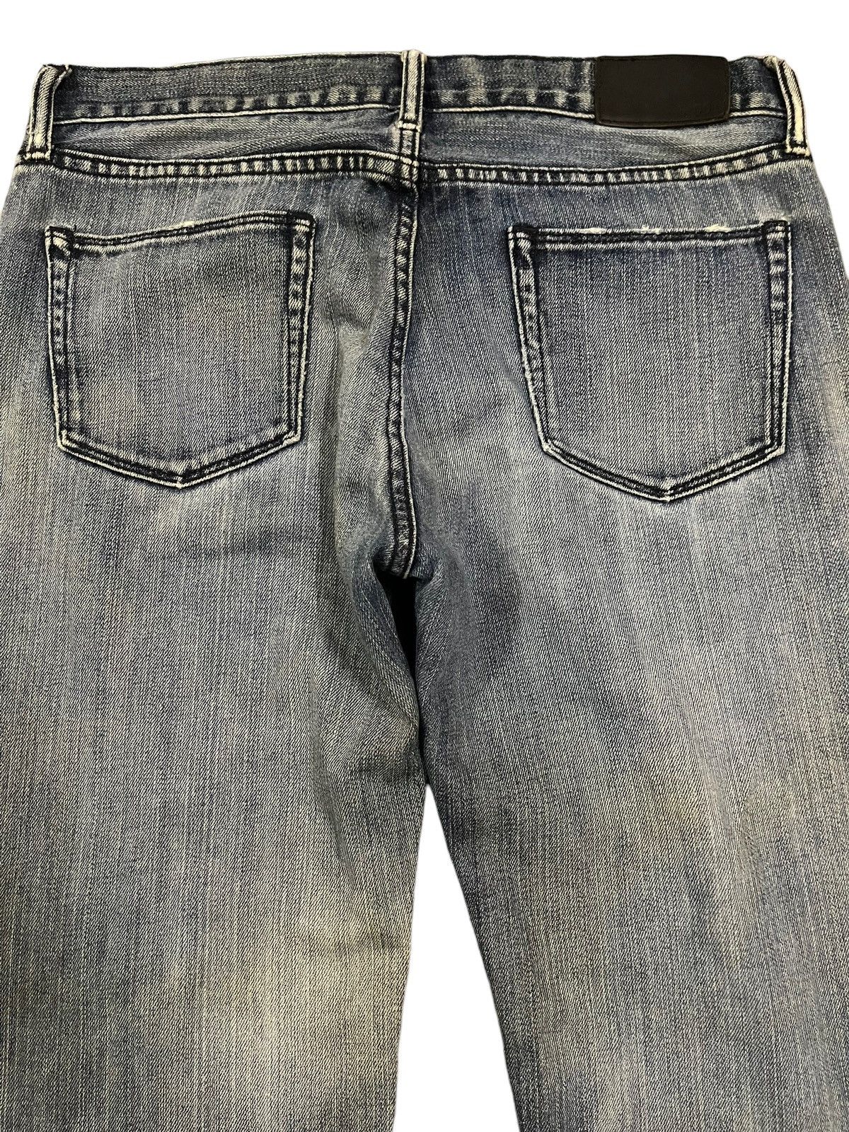 Uniqlo Vintage Japanese Uniqlo Blue Wash Distress Baggy Jeans Size US 32 / EU 48 - 4 Thumbnail
