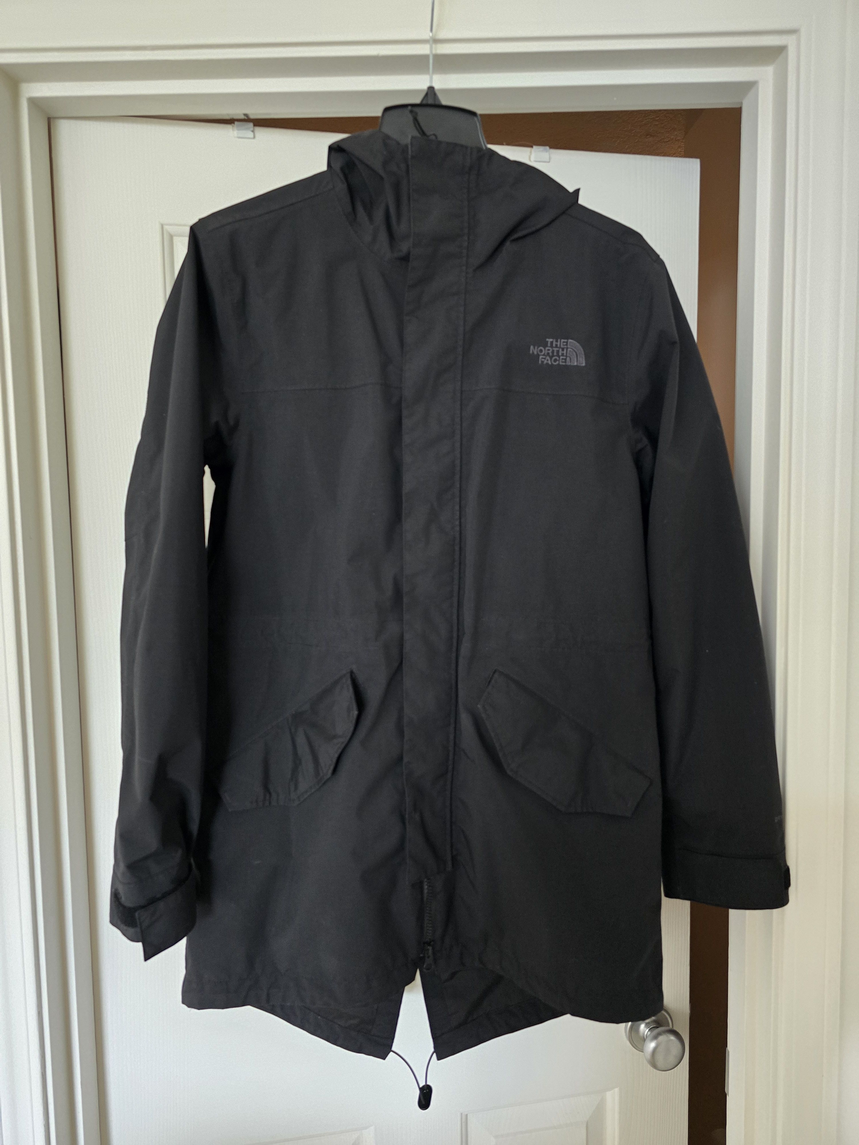 image of The North Face Men’S City Breeze Rain Parka Black S, Men's (Size Small)