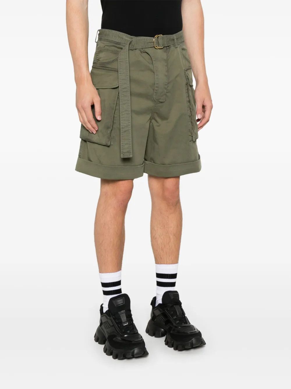 Balmain o1y0426 Short in Military Green Size US 38 / EU 54 - 3 Thumbnail