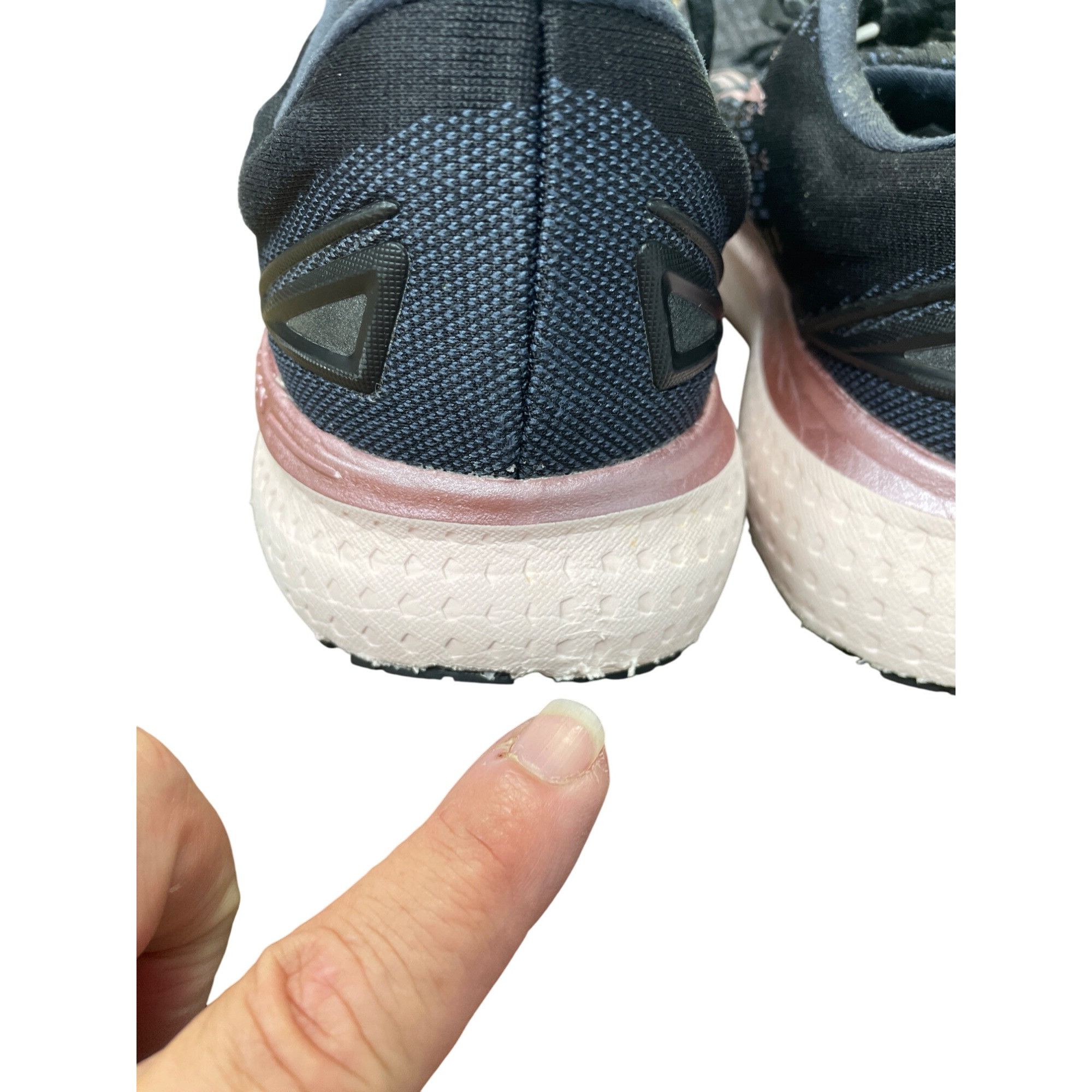 Brooks Brooks Glycerin 19 Womens Black Pink Running Sneakes SZ 11B Size US 11 / IT 41 - 13 Thumbnail