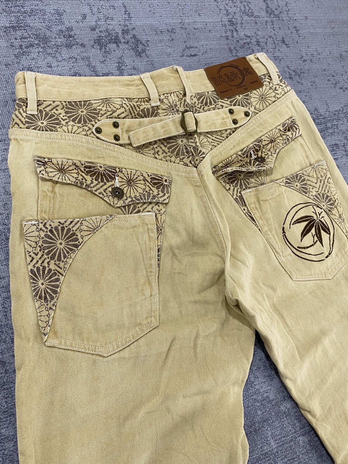 Karakuri Tamashii buckle back karakuri paint & embroidery pant poem harajuku Size US 31 - 10 Thumbnail
