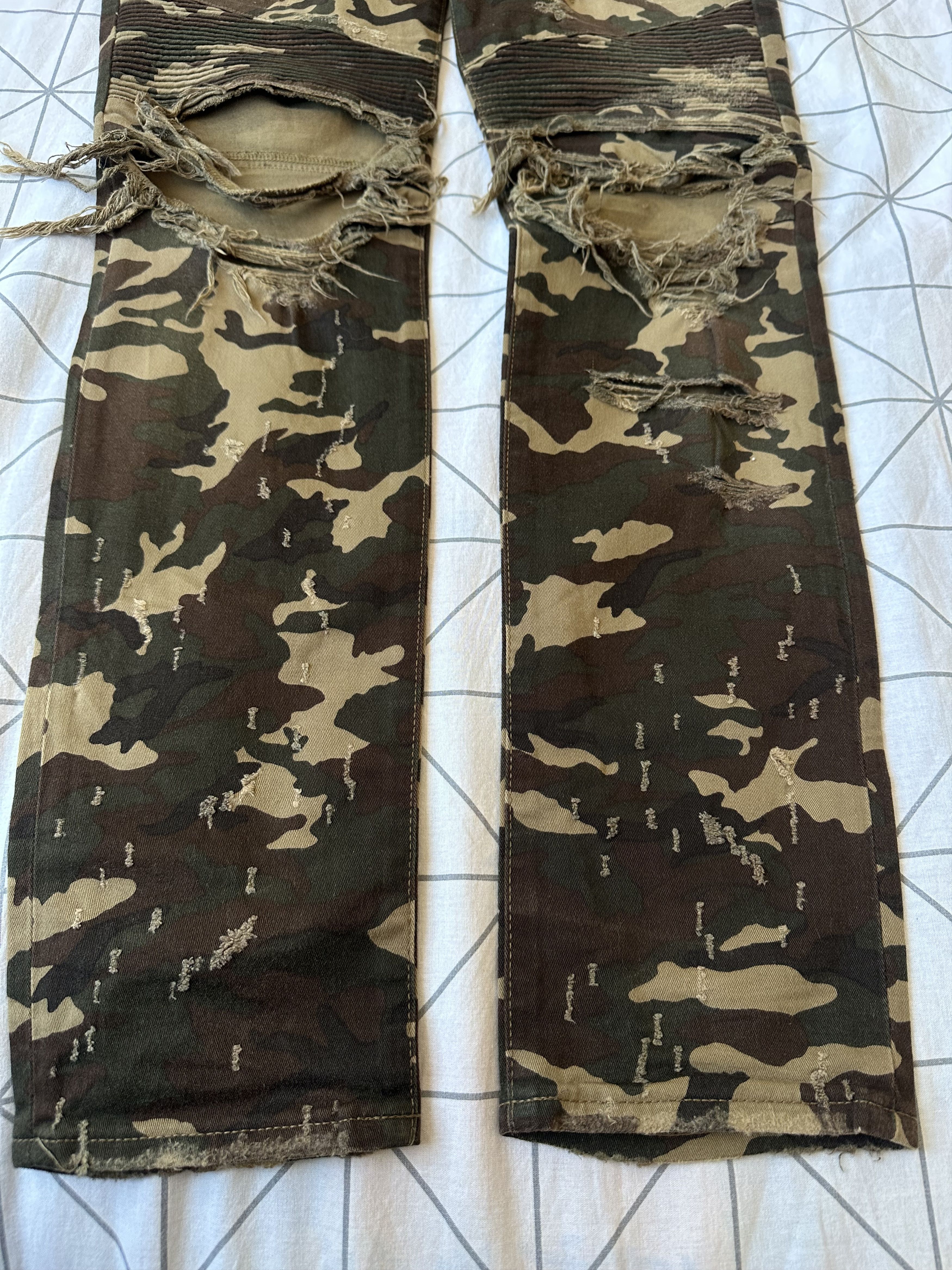 Balmain FW17 Balmain Distressed Camo Biker Denim Oliver Rousteing Size US 32 / EU 48 - 3 Thumbnail