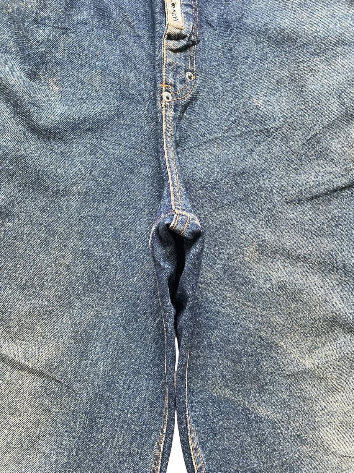 Japanese Brand Vintage Japanese Brand Mud Wash Distress Loose Jean Shorts Size US 34 / EU 50 - 7 Thumbnail