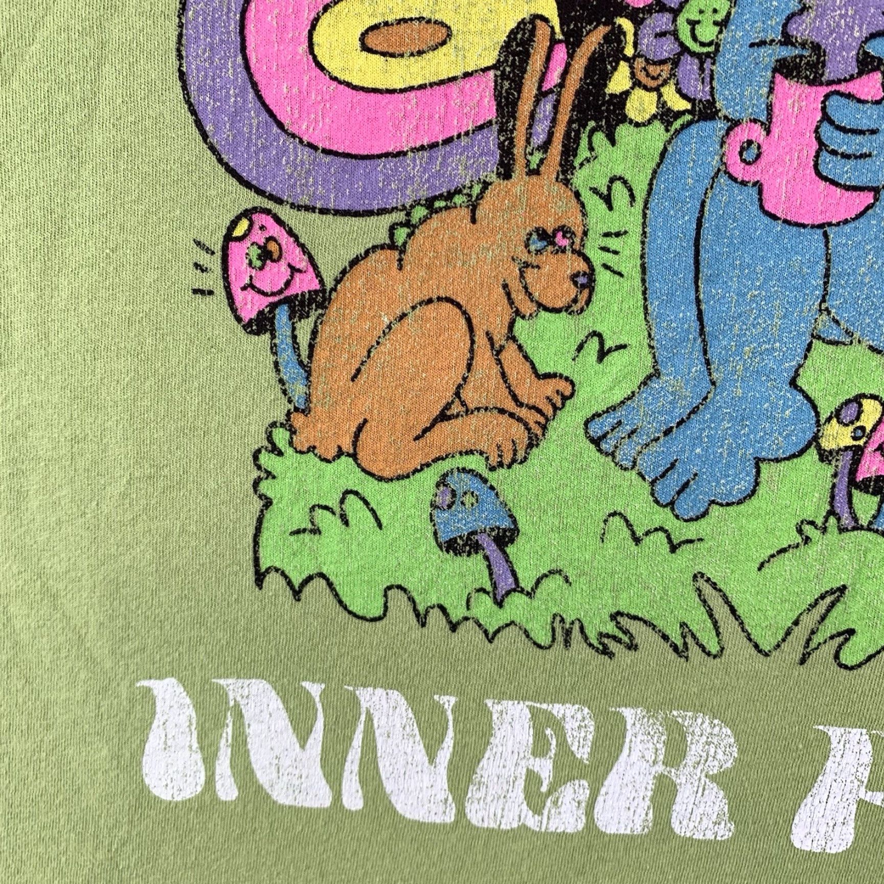 Vintage VINTAGE Gold Hour T-Shirt Unisex Adults Medium Art Peace Graphic 90s Retro Green Size US XXL / EU 58 / 5 - 5 Thumbnail