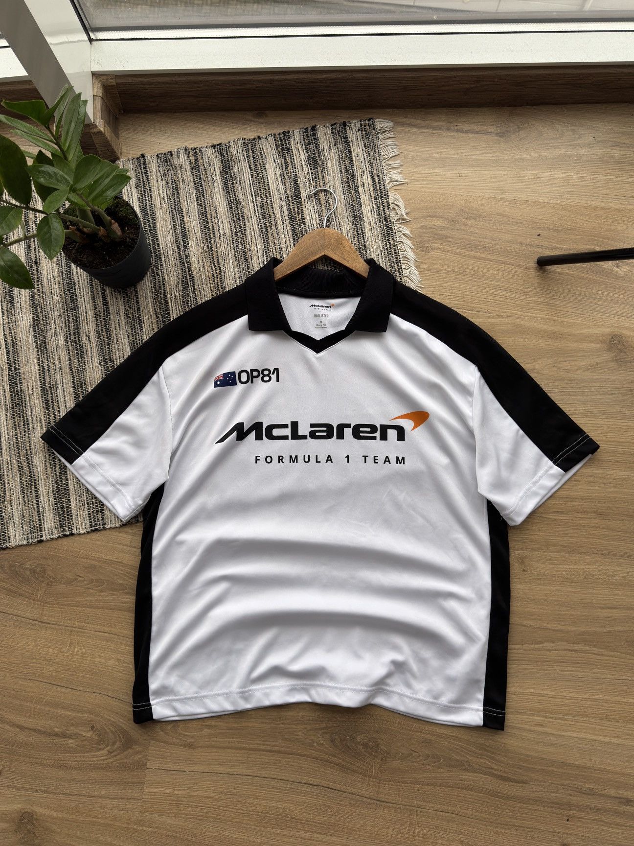 Malcolm McLaren McLaren Racing Formula 1 Team Big Logo Jerseys Box Fit Shirt Size US M / EU 48-50 / 2 - 2 Thumbnail