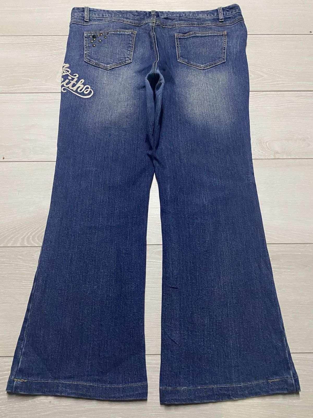 Japanese Brand Woman Vintage Japanese Brand Embroidery Wide Leg Jeans Size US 37 - 2 Thumbnail