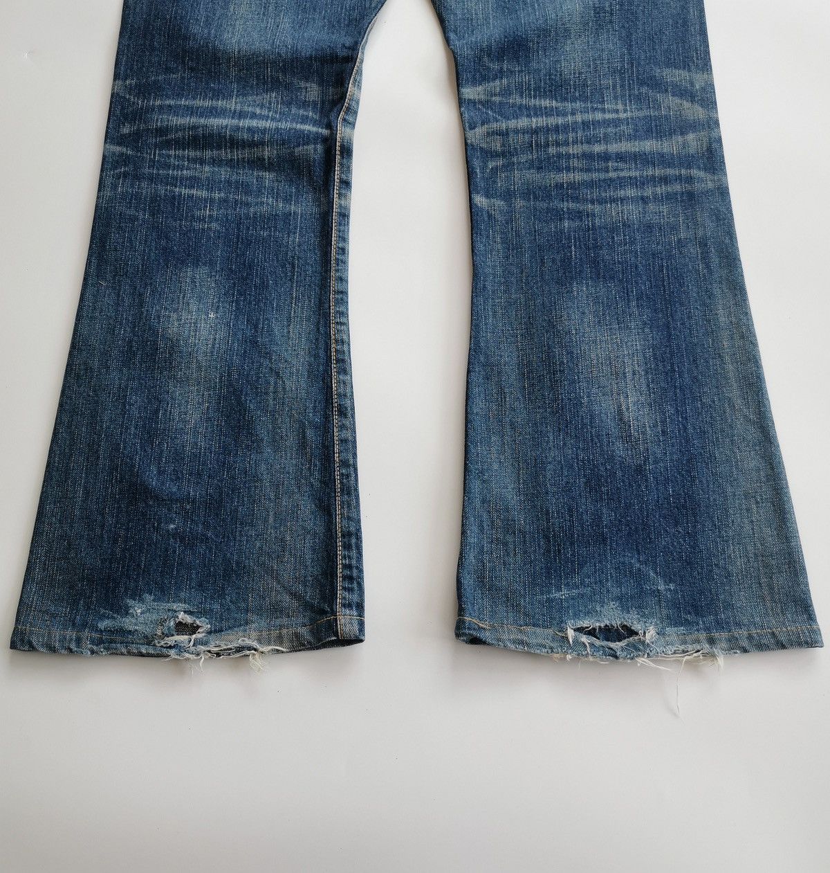 Edwin Bootcut Edwin 503 Rugged Distressed Jeans Size 31" - 7 Thumbnail