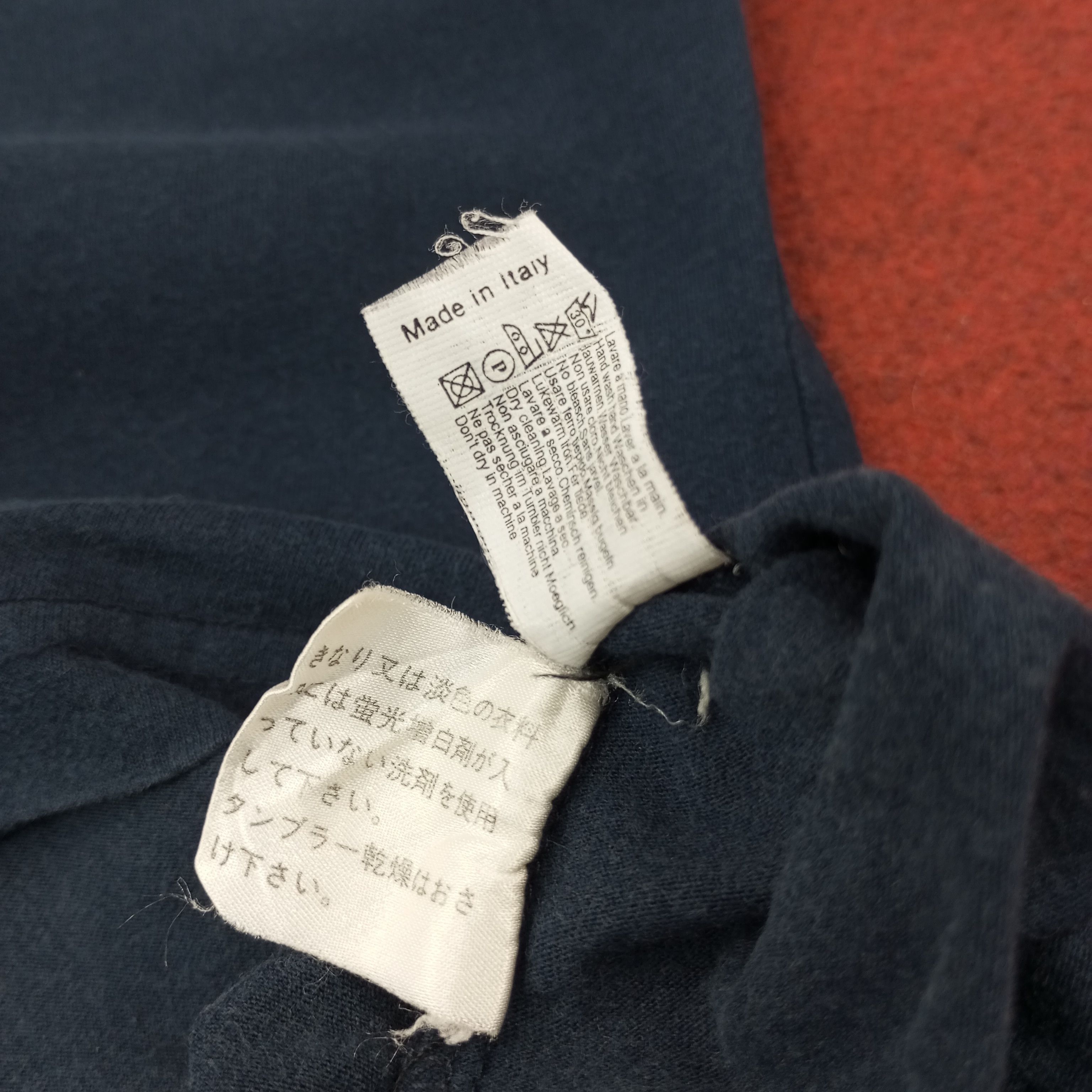 Vintage × Yves Saint Laurent Yves Sant Laurent YSL Fashion Brand Tshirt c219n22 Size US L / EU 52-54 / 3 - 9 Thumbnail