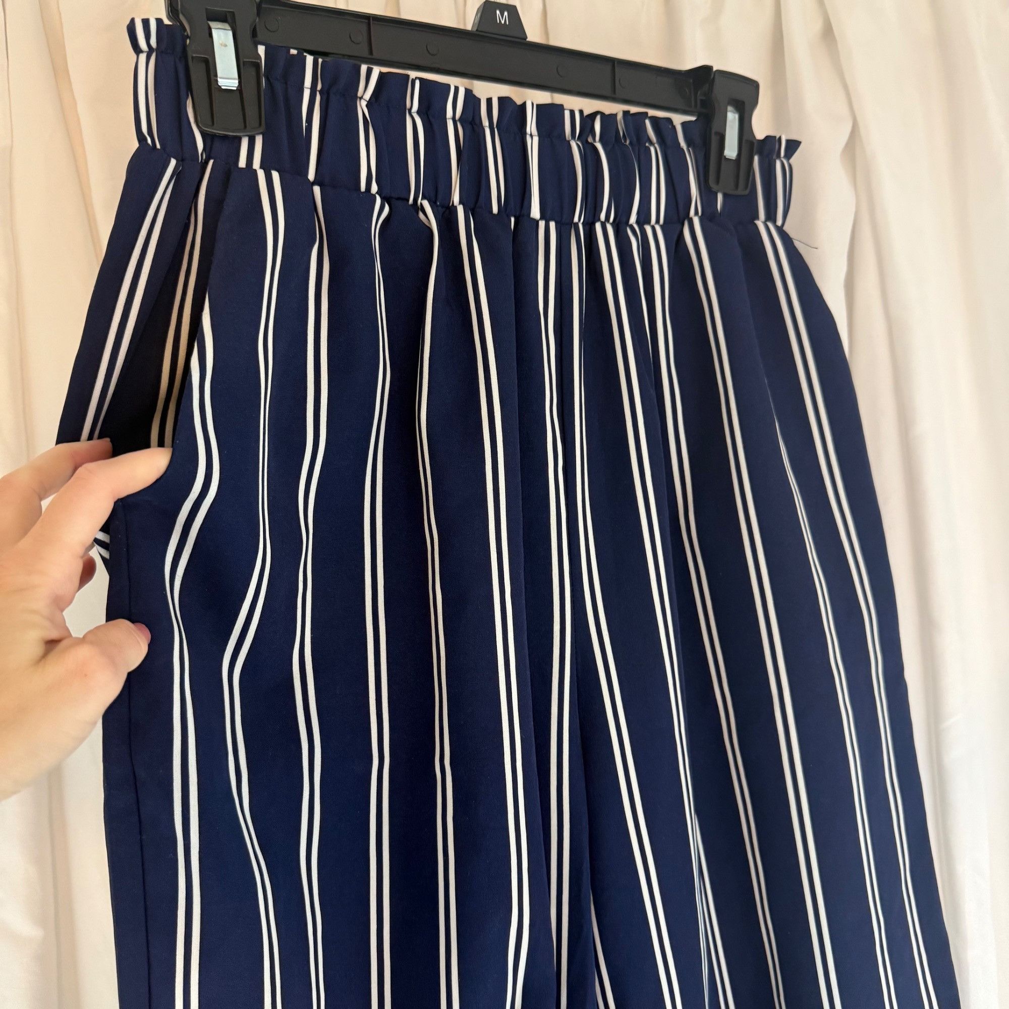 Shein SHEIN Striped Navy & White Wide-Leg Pants Size M Size 28" / US 6 / IT 42 - 2 Thumbnail