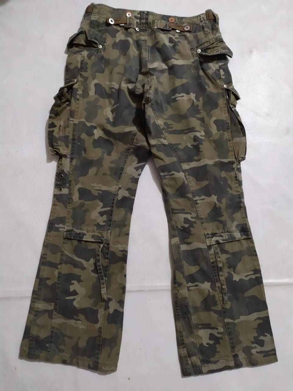 Japanese Brand Daily News Cargo Multipocket Camo Flared Pants Size US 29 - 4 Thumbnail