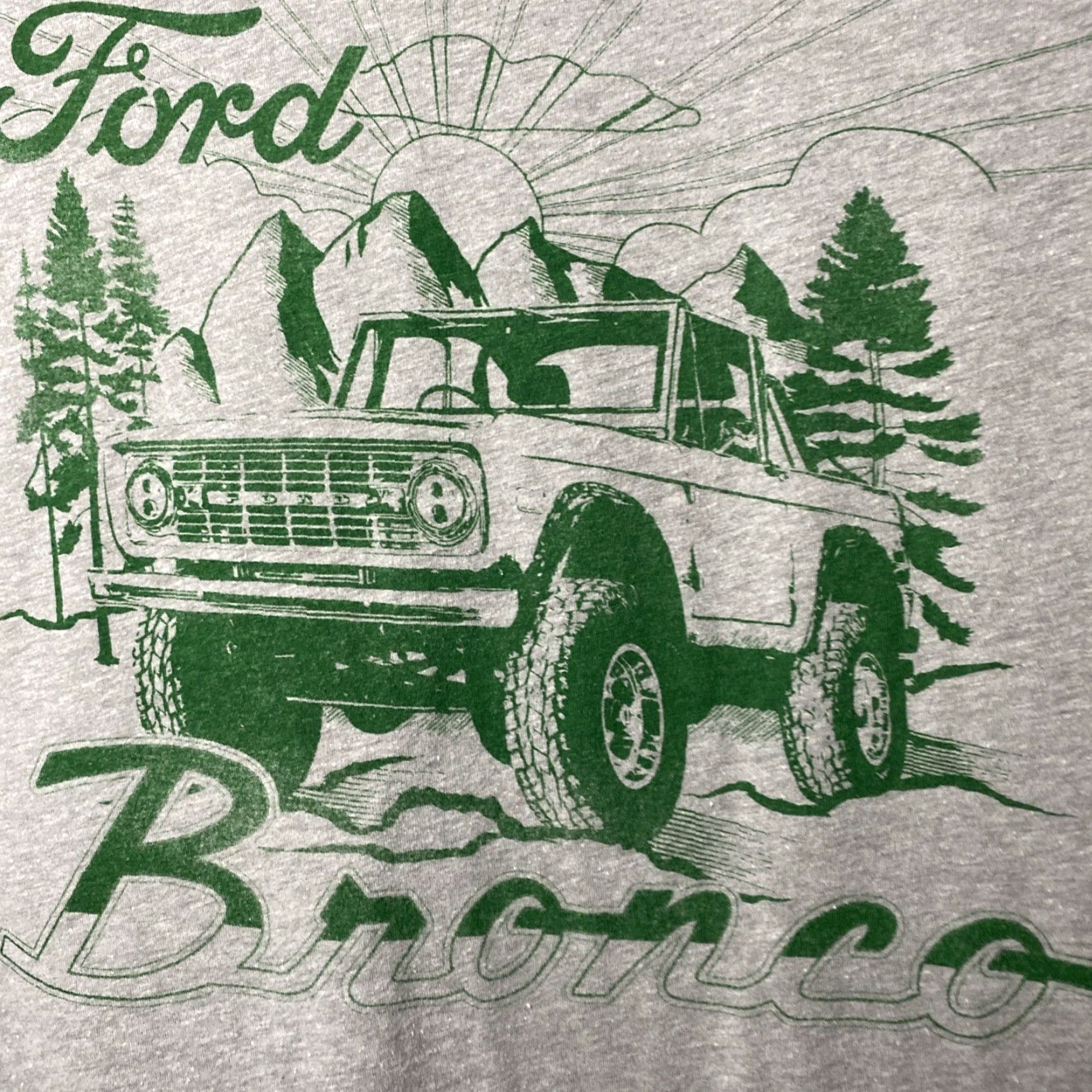 Ford Ford Bronco Shirt Mens Large Gray Green Graphic Tee Vintage Truck Off Road Style Size US L / EU 52-54 / 3 - 4 Thumbnail