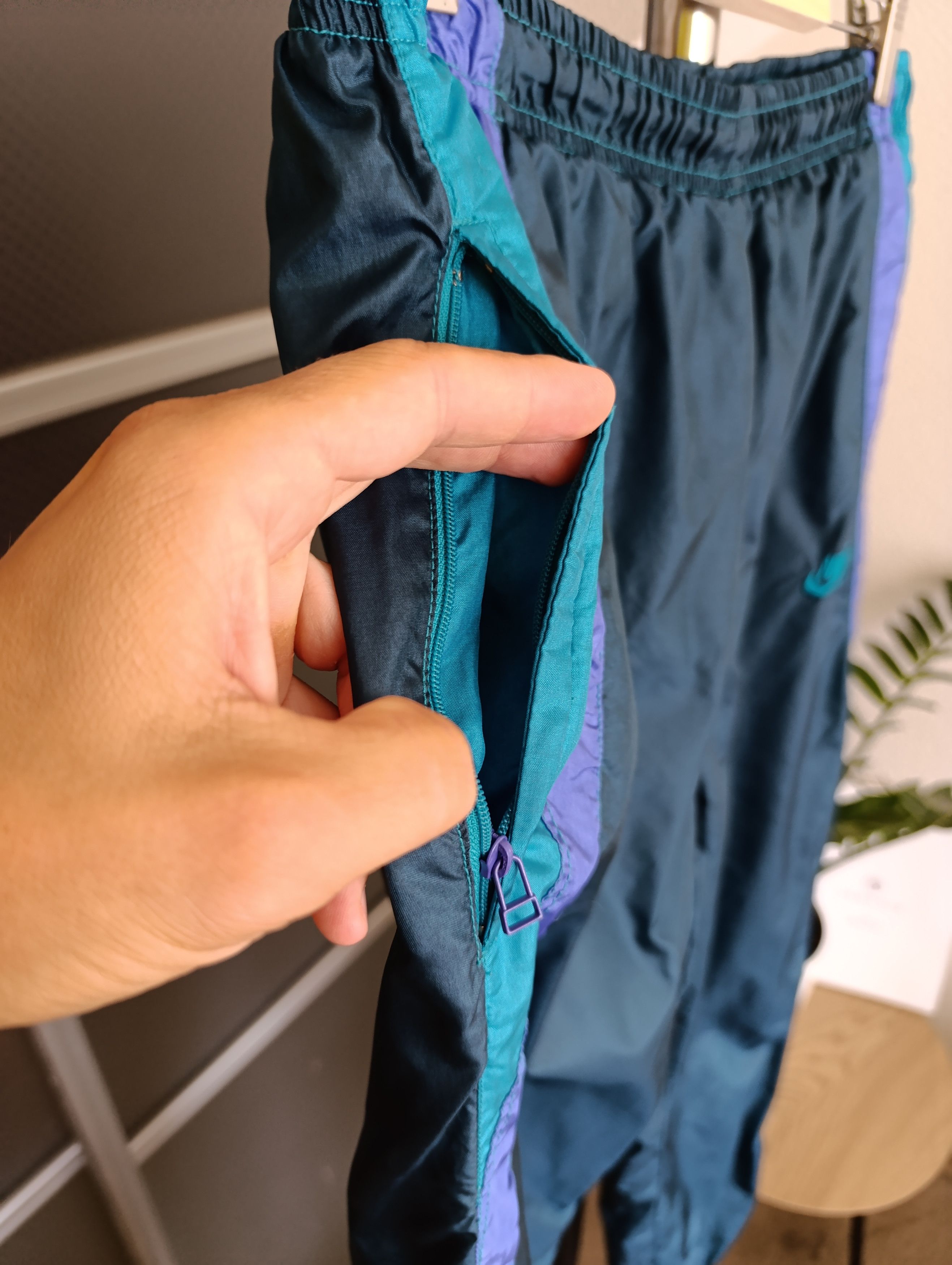Nike × Vintage Vintage Nike Nylon Track Mens Pants S 90’s Sweatpants Size US 36 / EU 52 - 6 Thumbnail