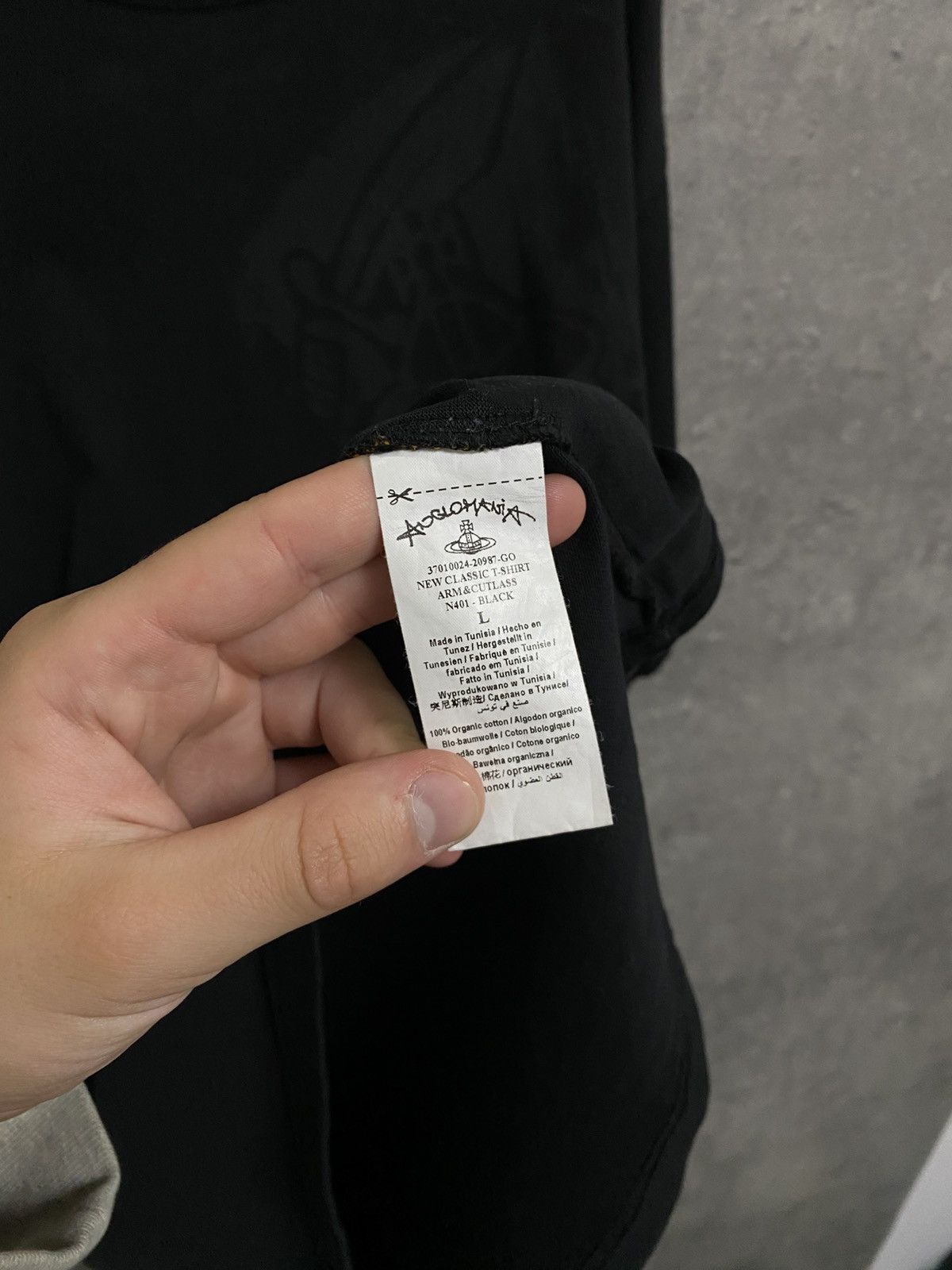 Vivienne Westwood Vivienne Westwood T-Shirt Big Orb Rare Retro Hype Y2K Size US L / EU 52-54 / 3 - 9 Thumbnail