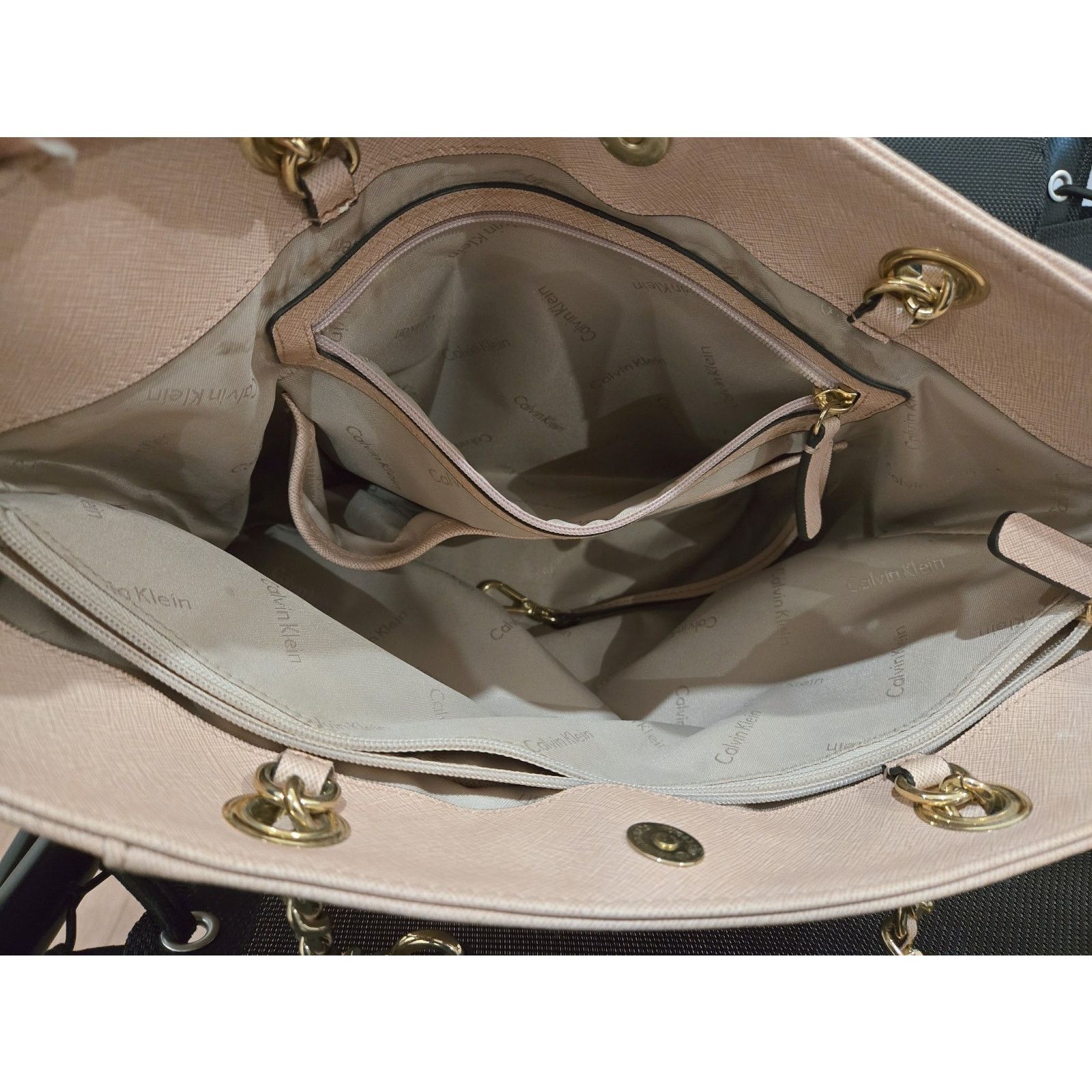 Calvin Klein Calvin Klein Key Item Chain Saffiano tote Size ONE SIZE - 12 Thumbnail