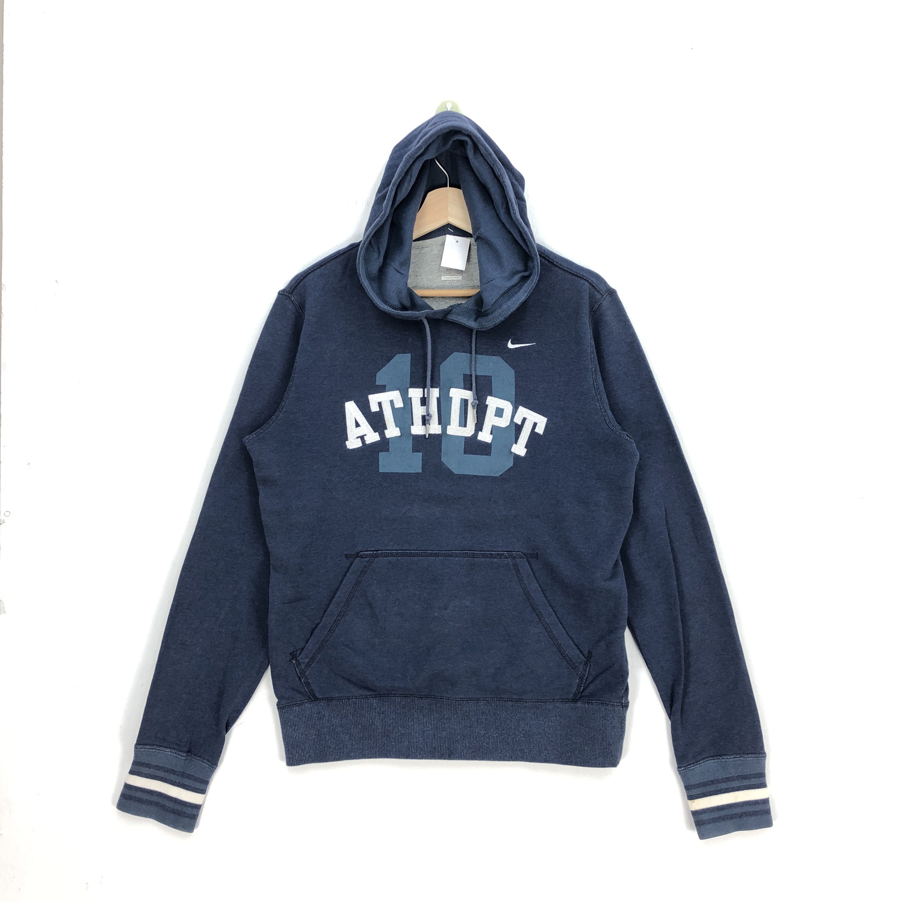 Vintage Nike Sweatshirt Hoodie Nike Swoosh Athletic Sweater