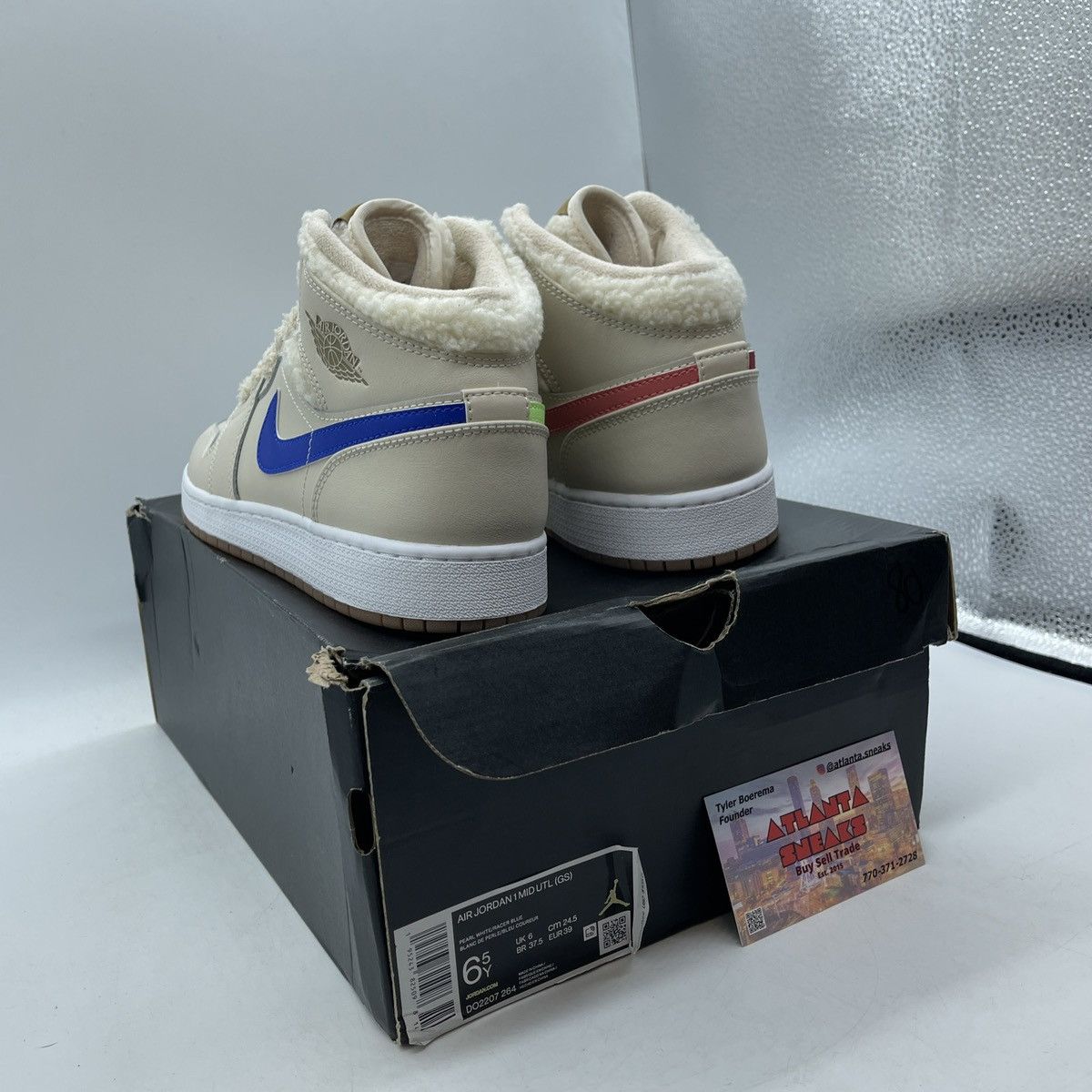 Jordan Brand Air Jordan 1 mid fleece Size US 6.5 / IT 36.5 - 4 Thumbnail